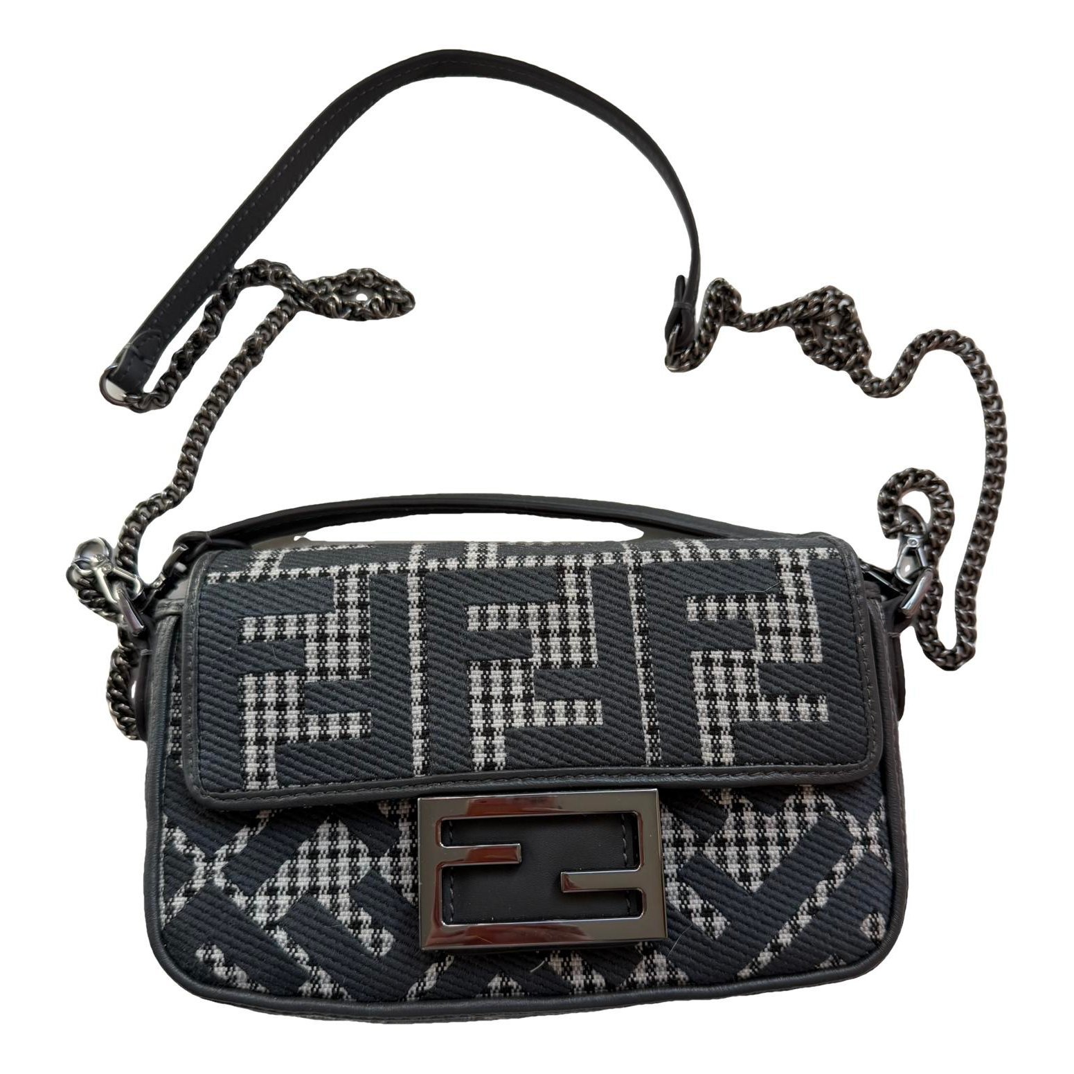 Baguette handbag