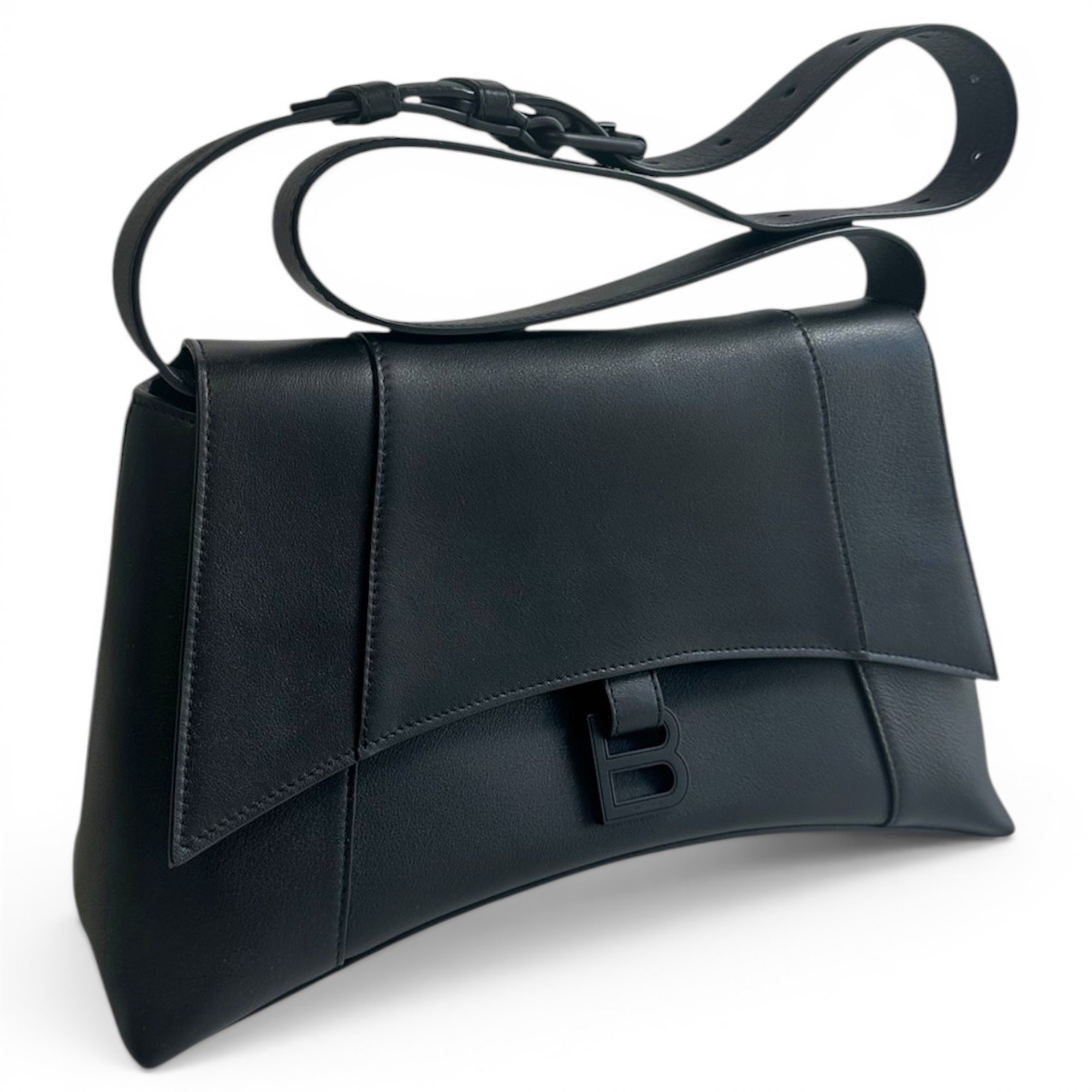 Downtown leather crossbody bag