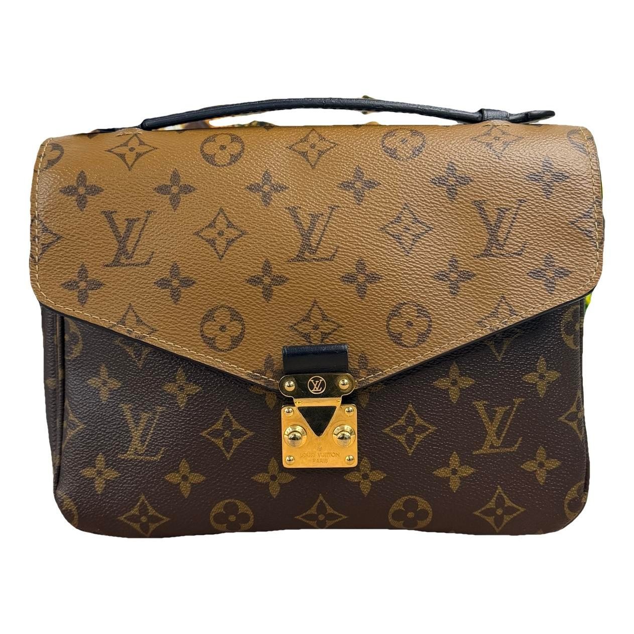 Metis leather handbag