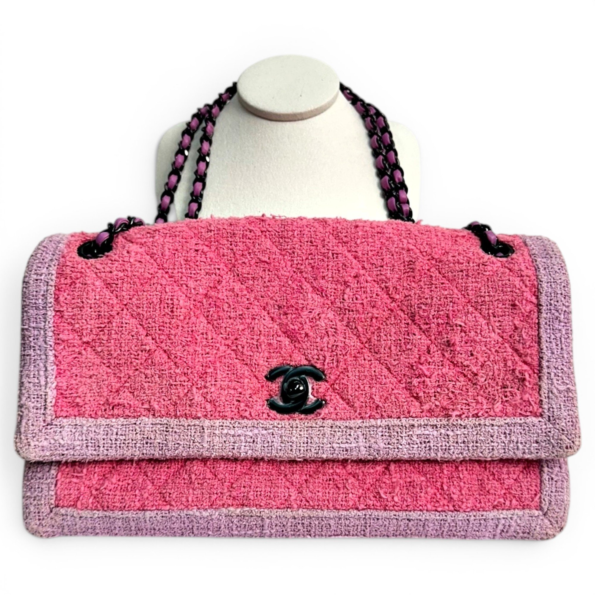 Timeless/Classique tweed crossbody bag