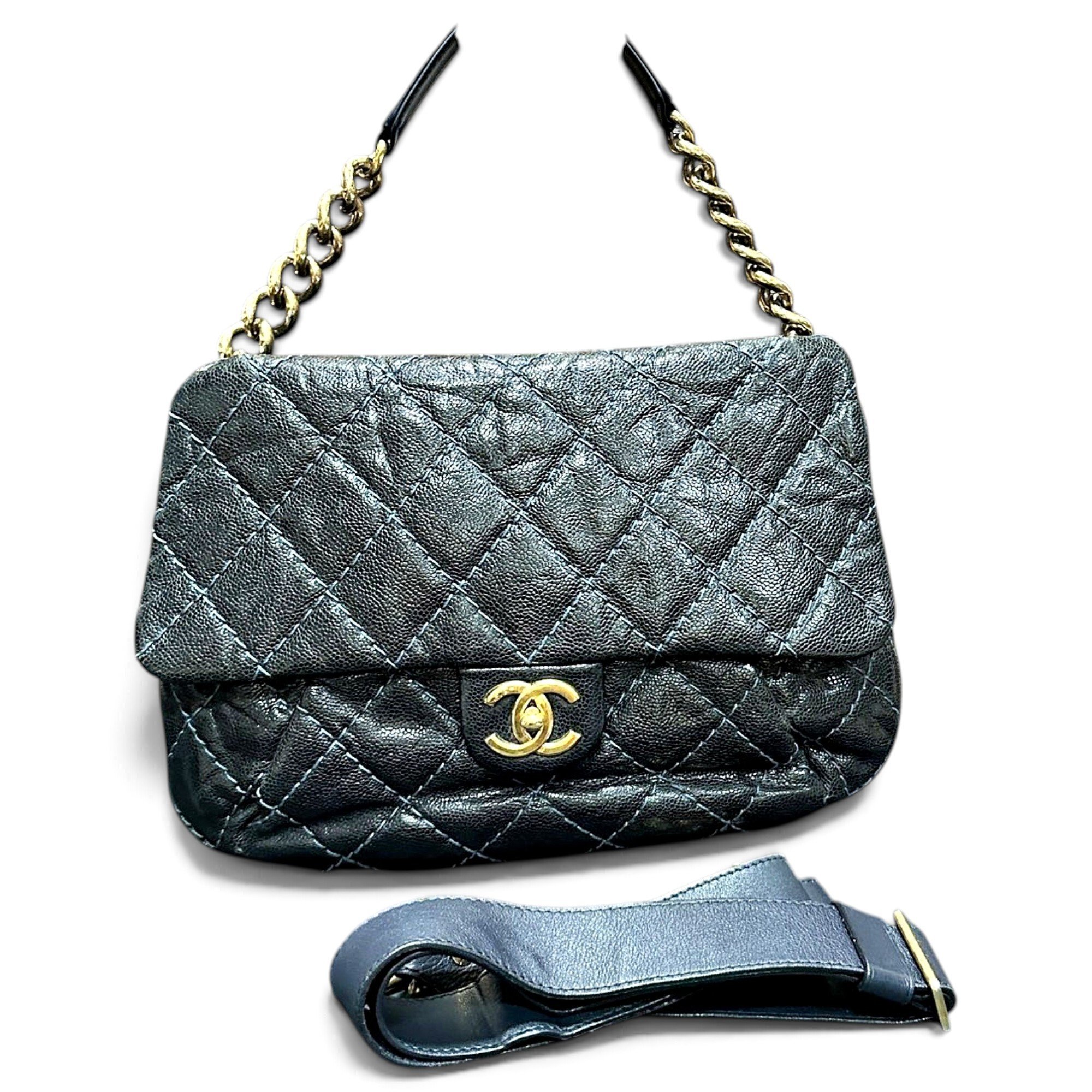 Timeless/Classique leather crossbody bag