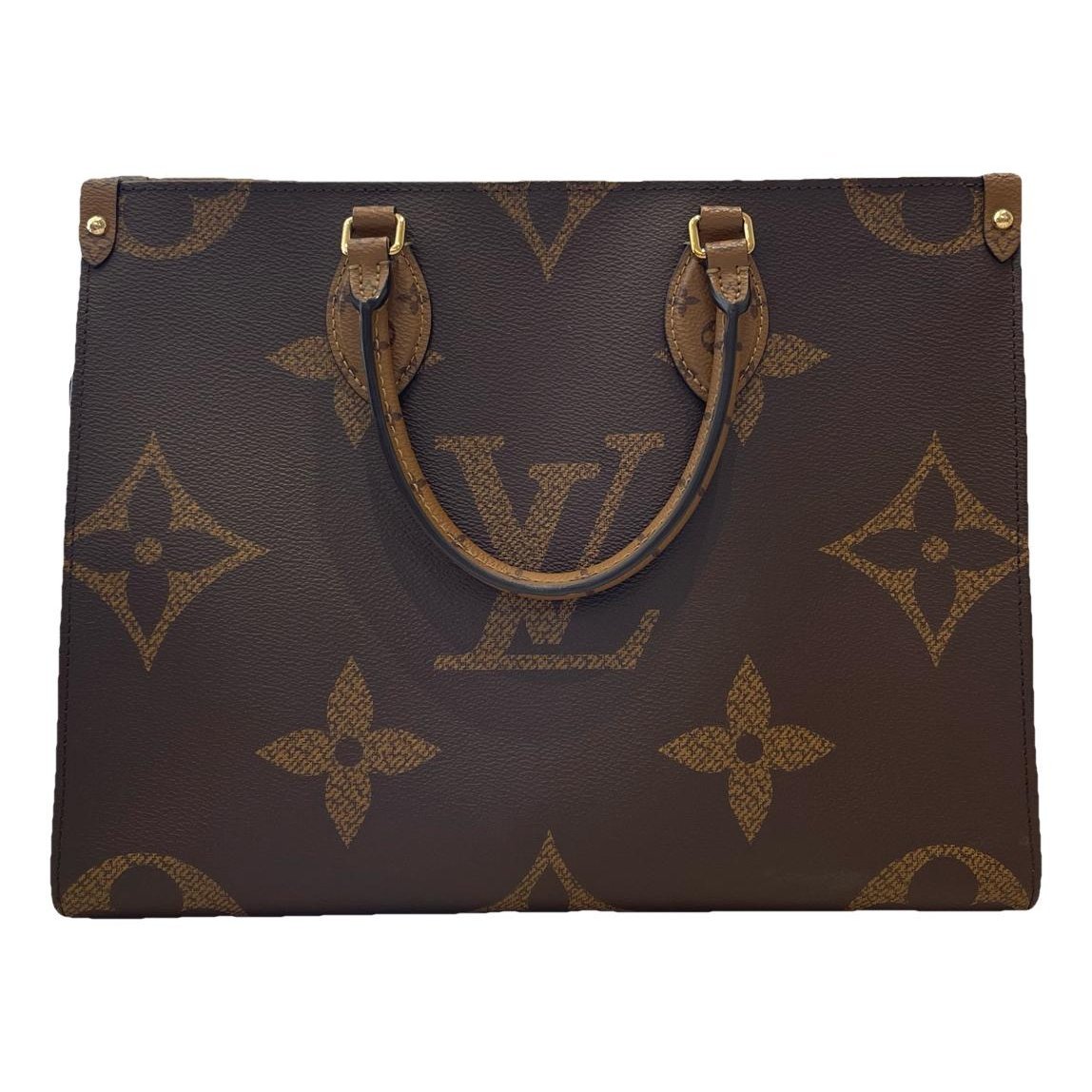 Onthego leather handbag