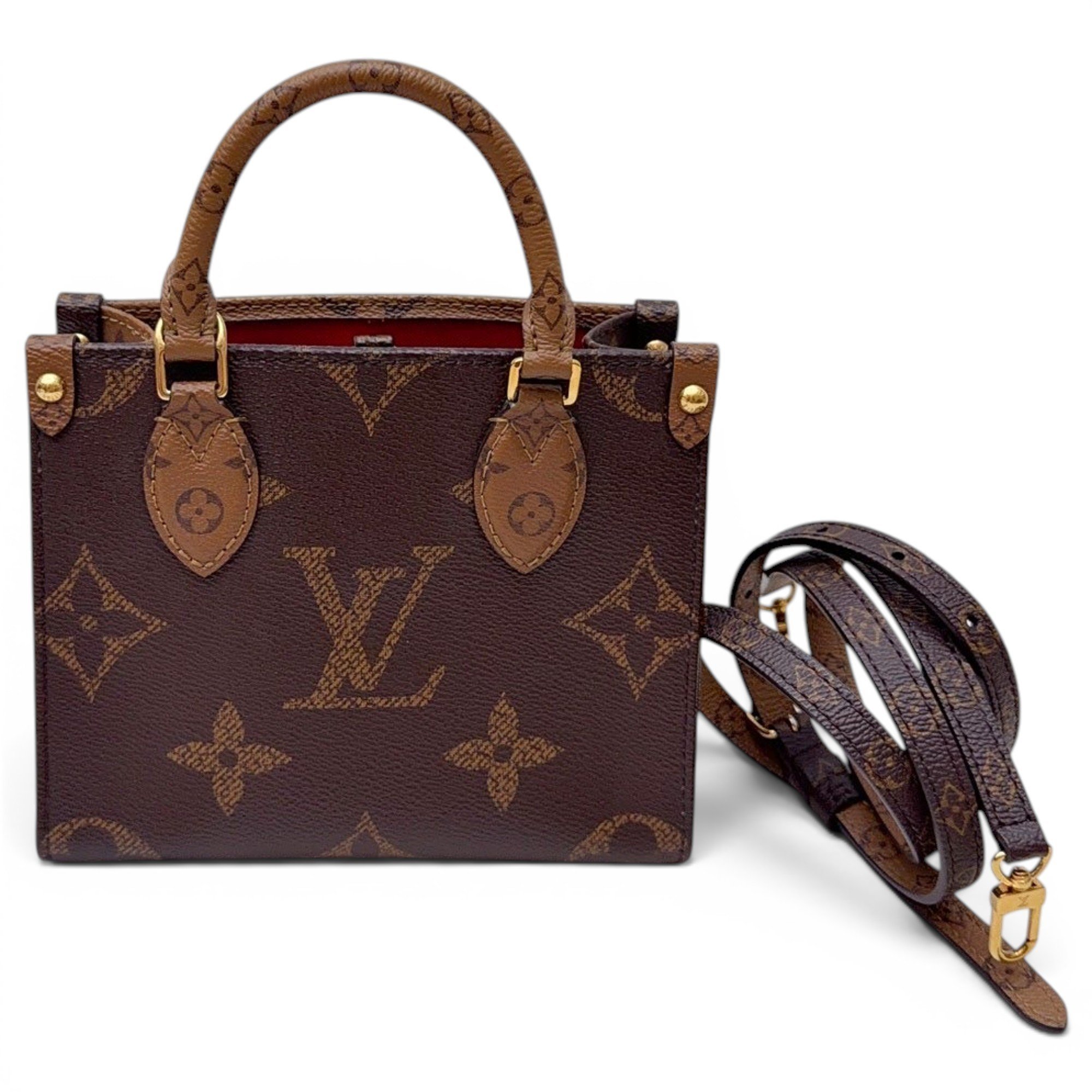 Onthego leather handbag
