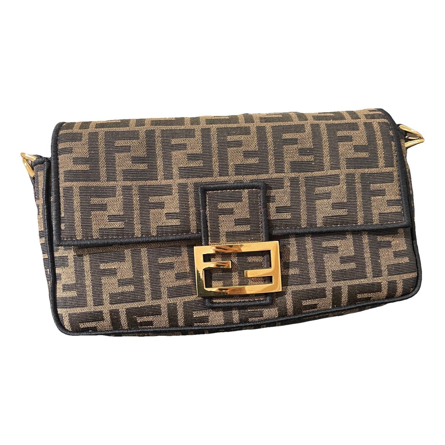 Baguette cloth handbag