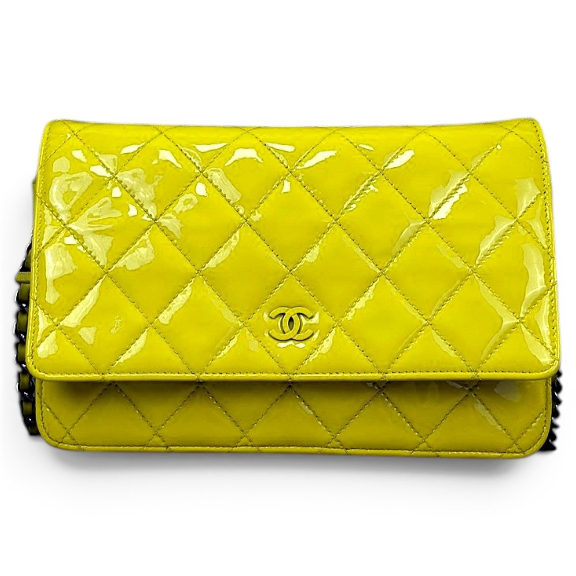 Wallet On Chain patent leather handbag