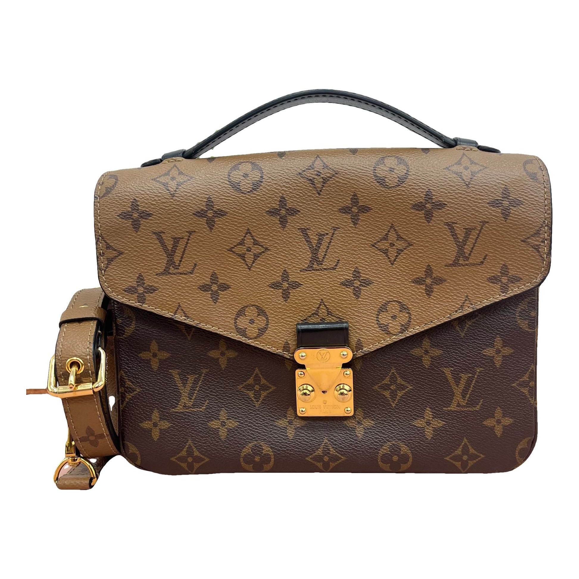 Metis leather handbag
