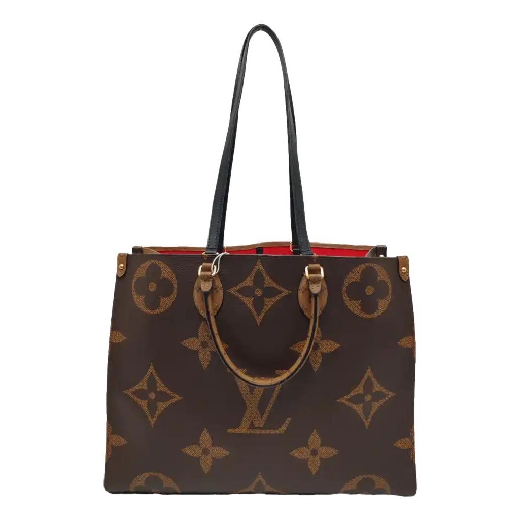 Onthego leather handbag