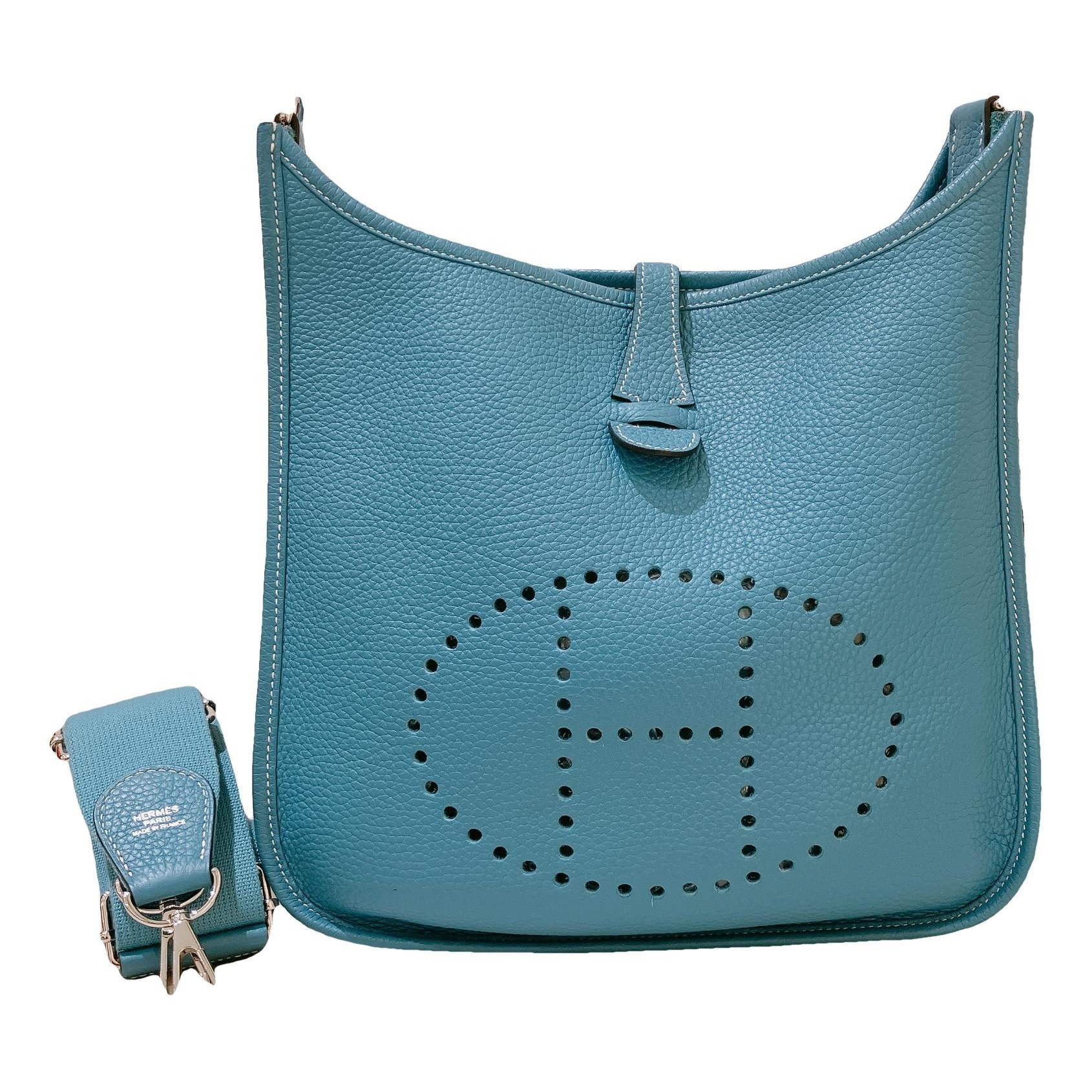 Evelyne patent leather crossbody bag