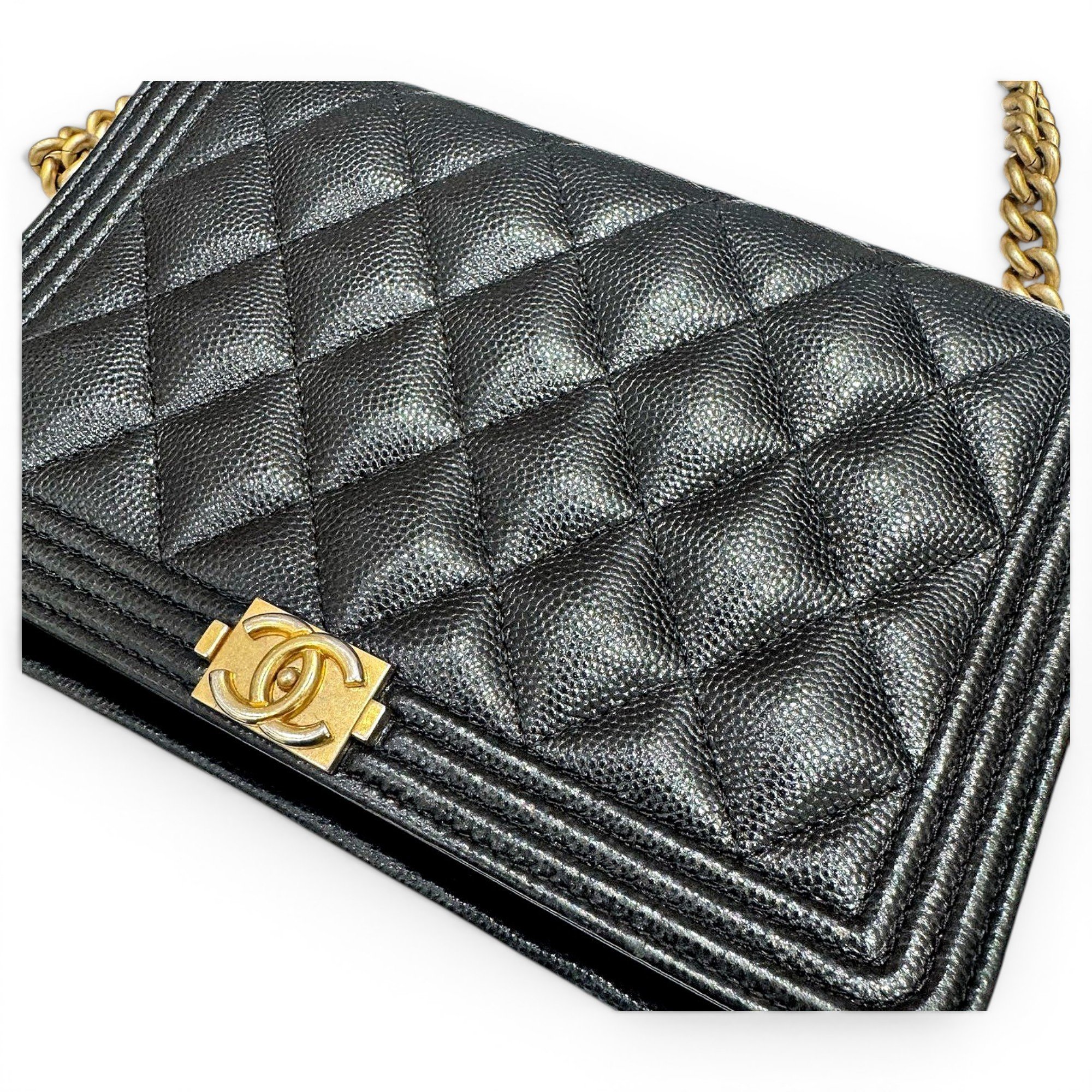 Wallet On Chain Boy leather crossbody bag
