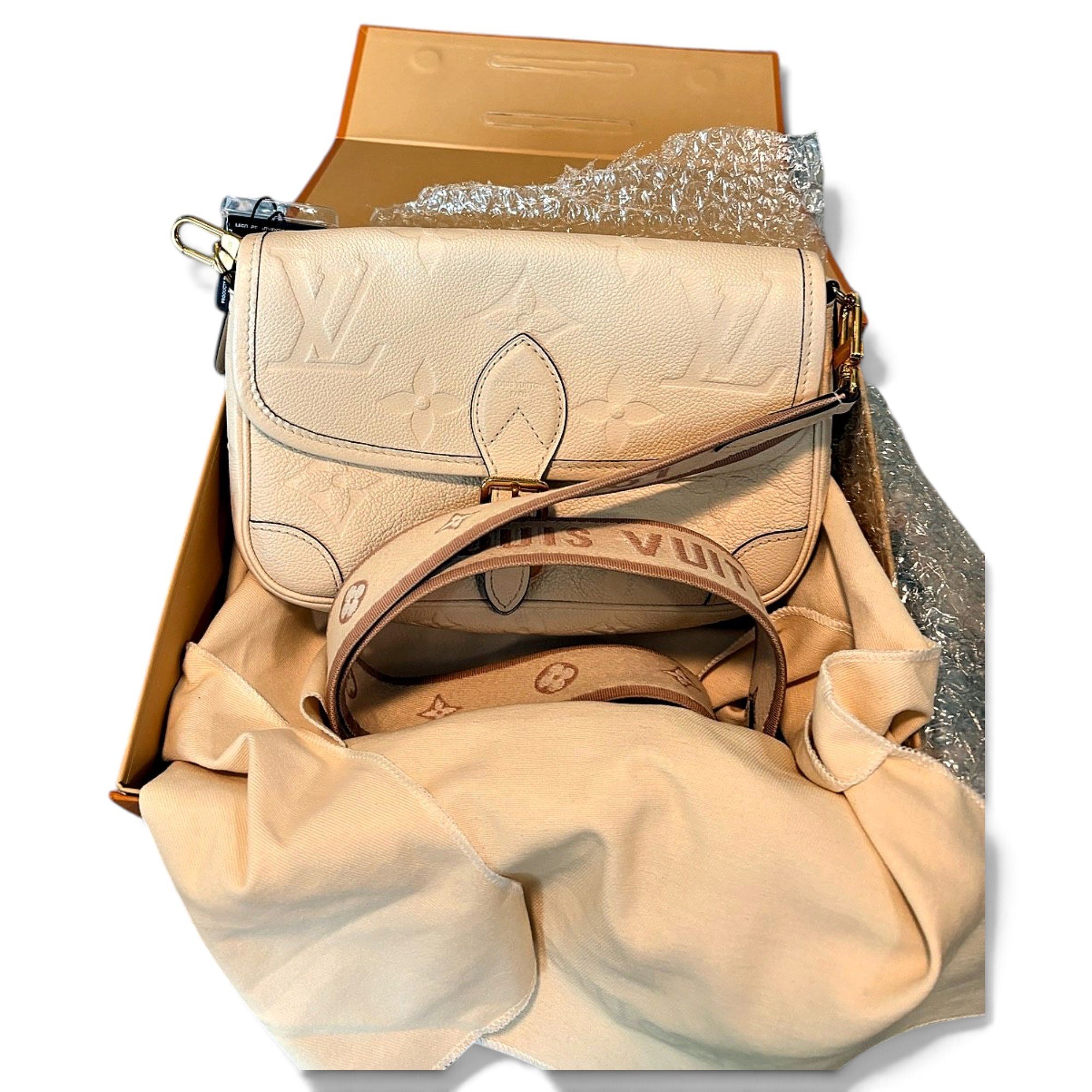 Diane leather crossbody bag