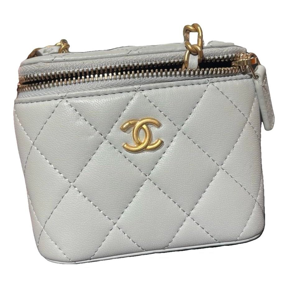 Trendy CC Vanity leather handbag