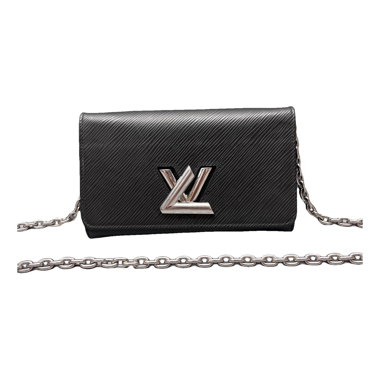Twist Belt Wallet On Chain leather handbag