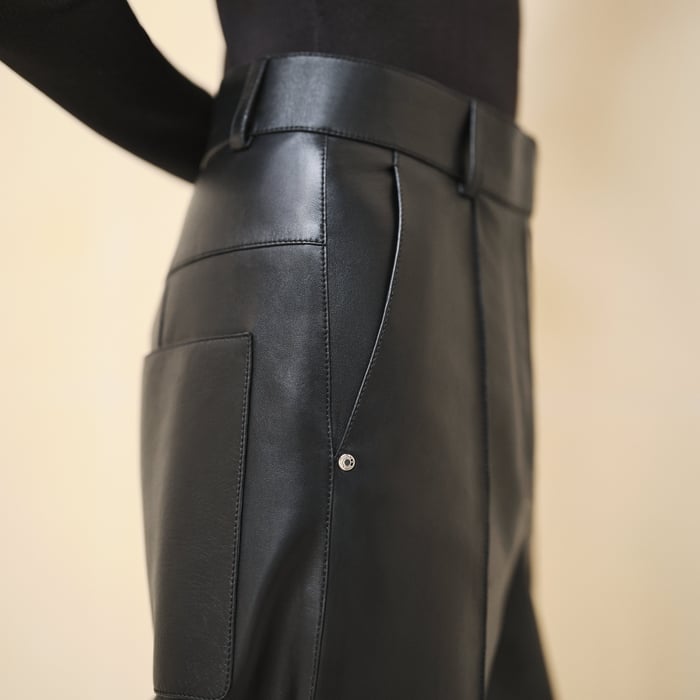 Noir Chino Pants