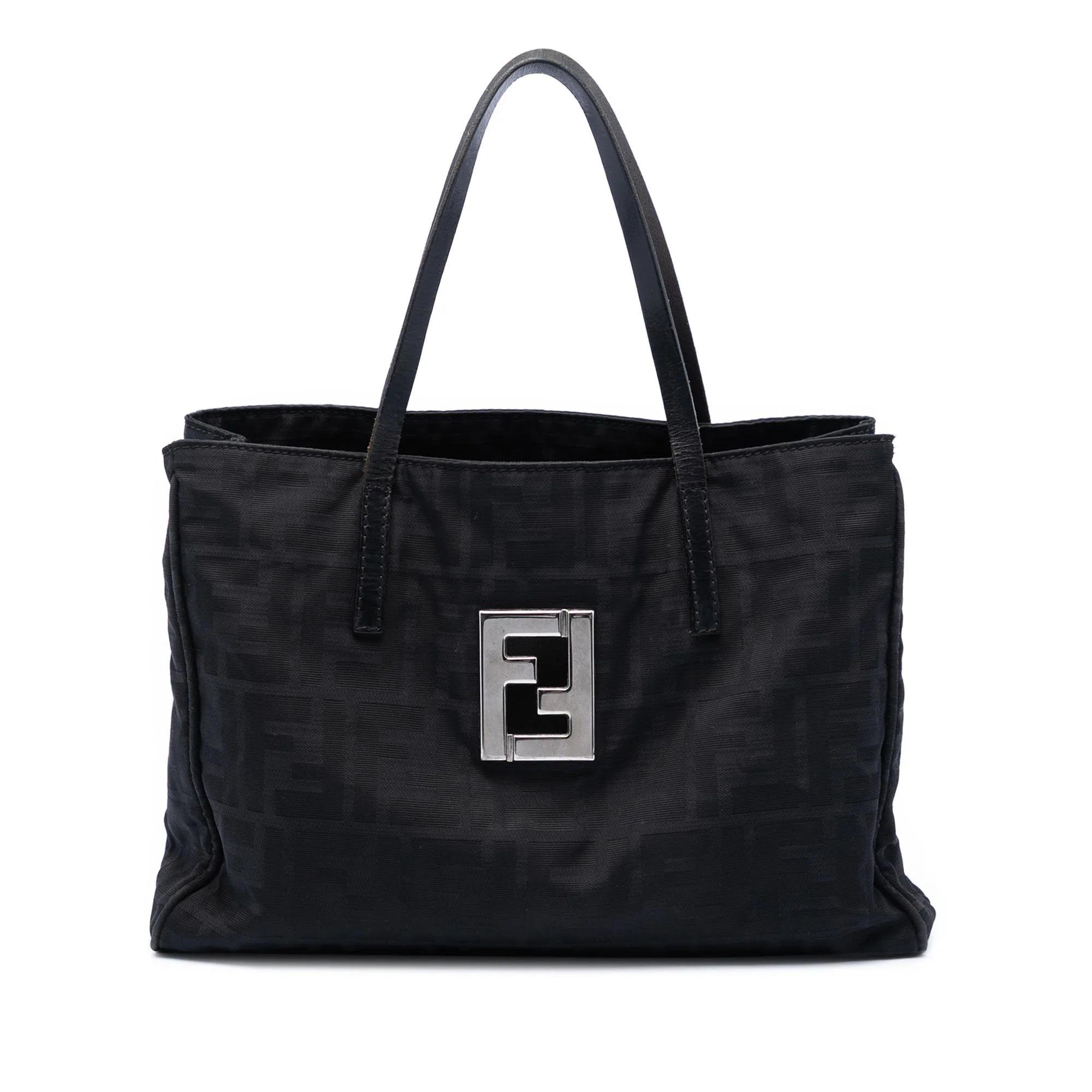 Pocket leather tote
