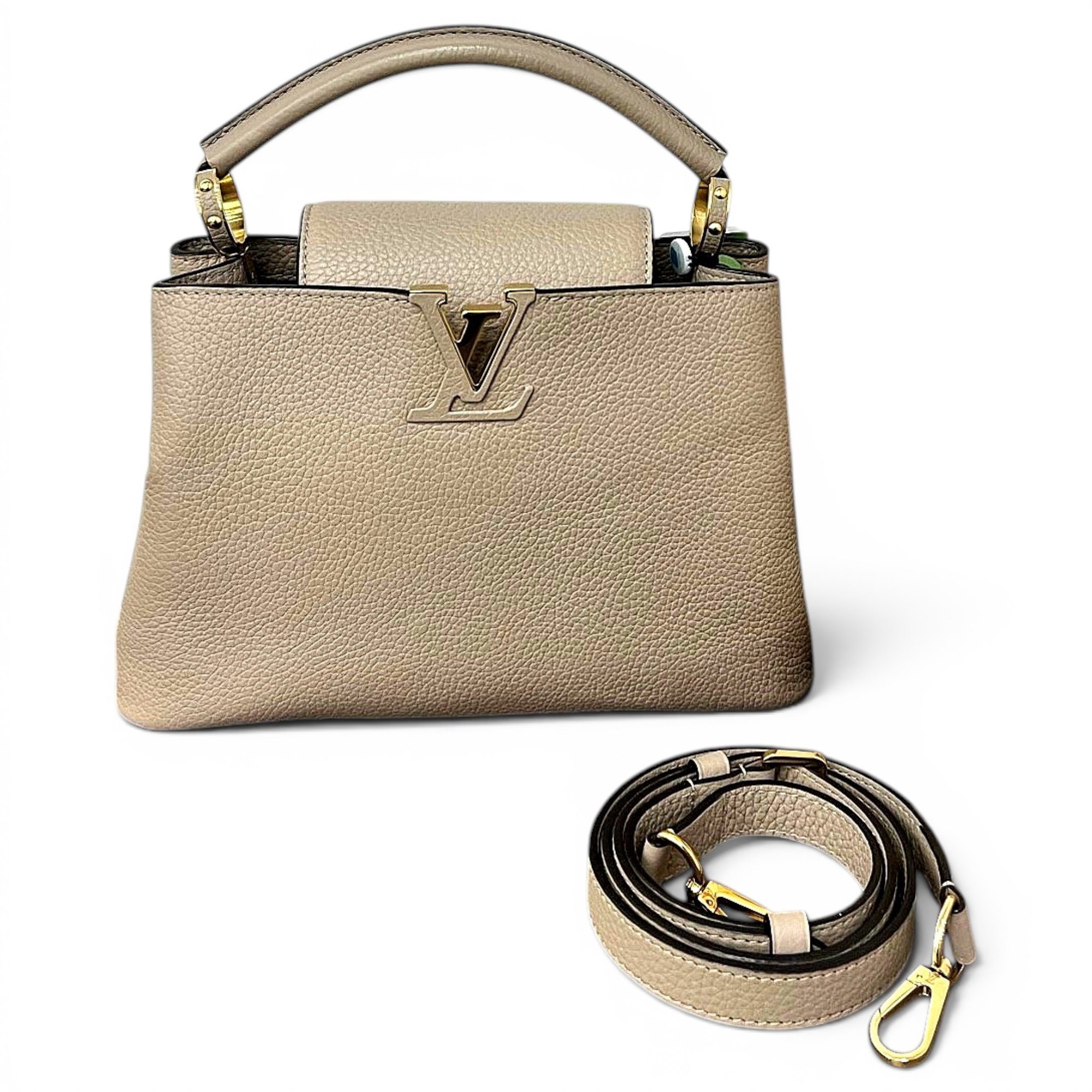 Capucines leather handbag