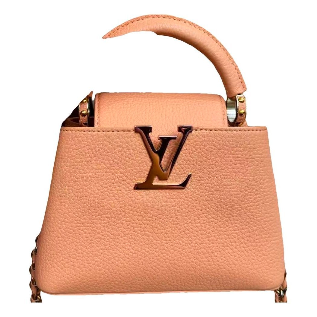 Capucines leather handbag
