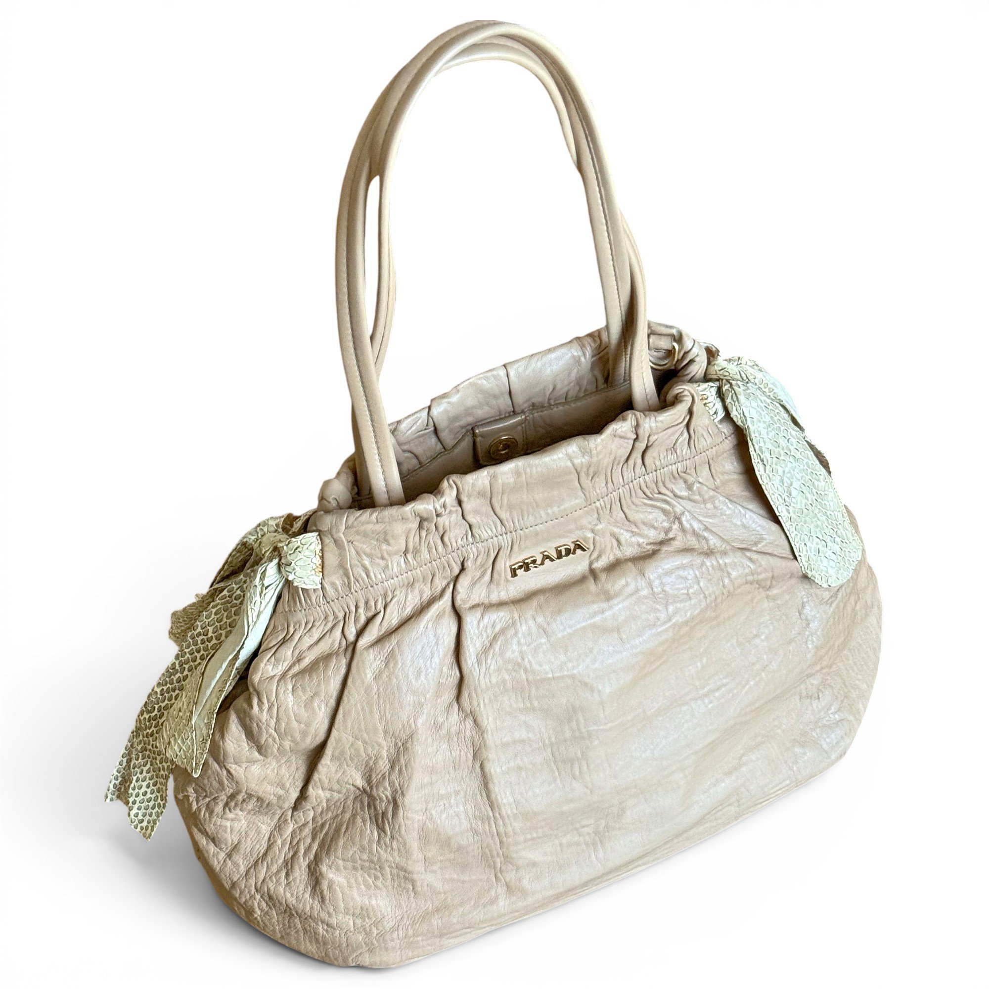 Leather handbag