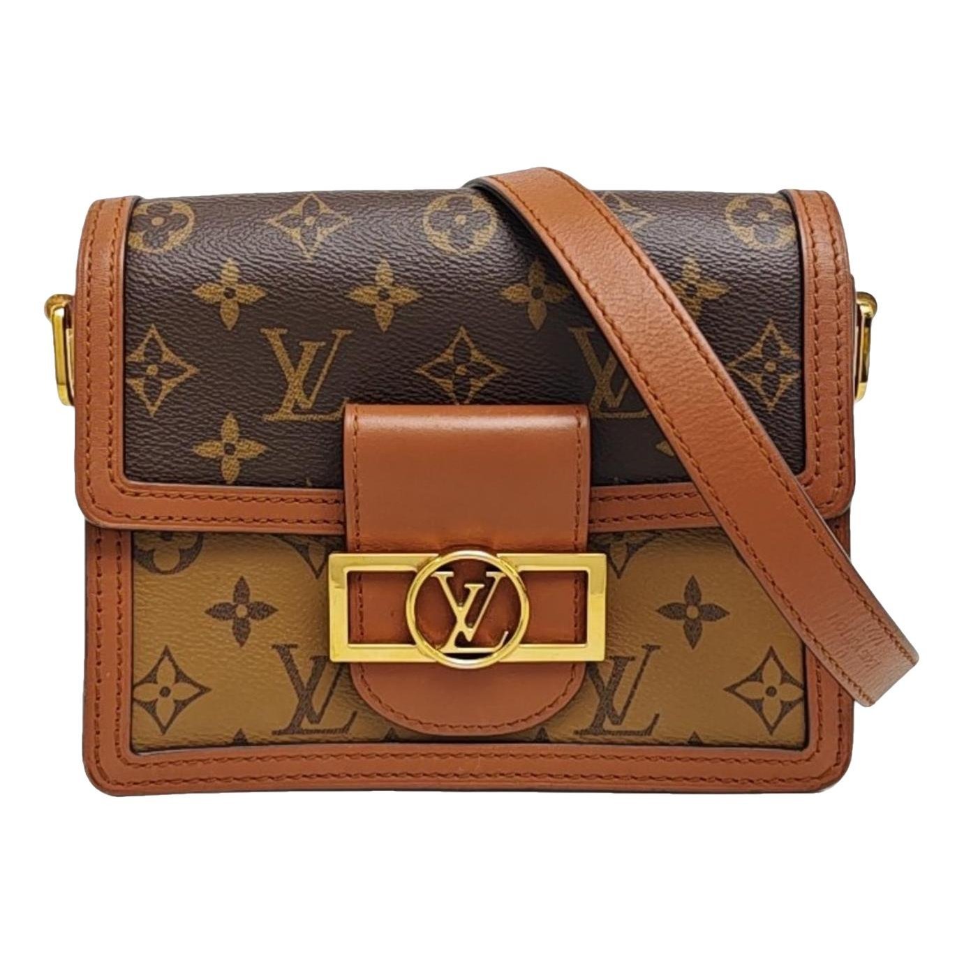 Dauphine leather handbag