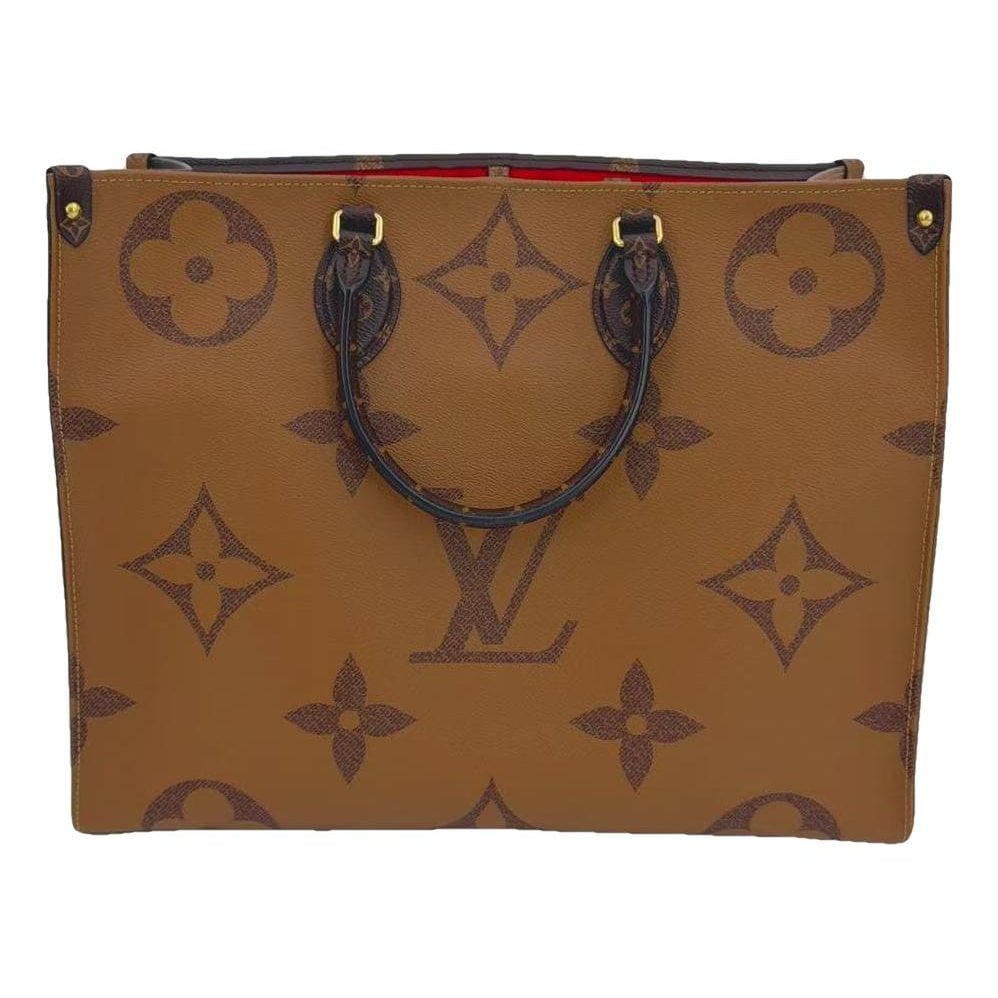 Onthego leather handbag