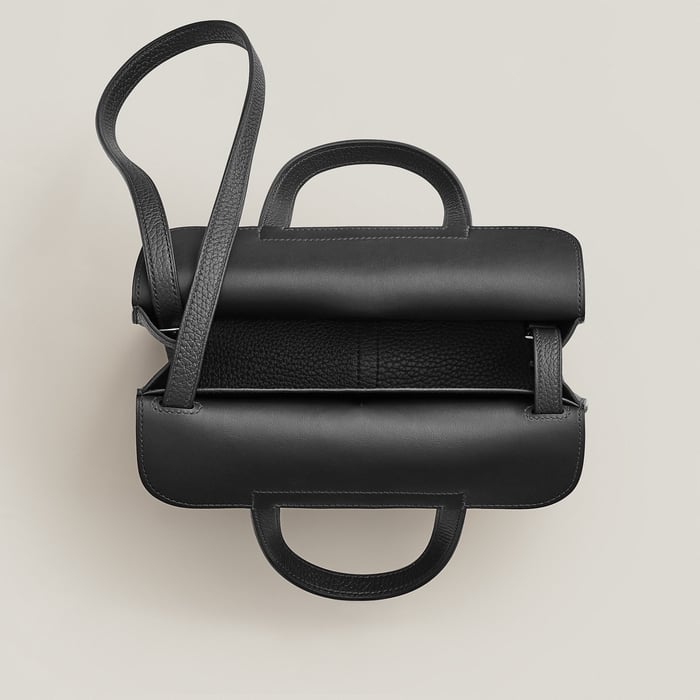 Noir Halzan 25 Bag