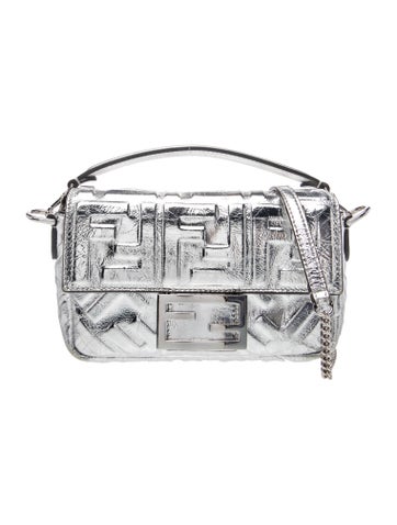 Patent Leather Baguette Mini 2023