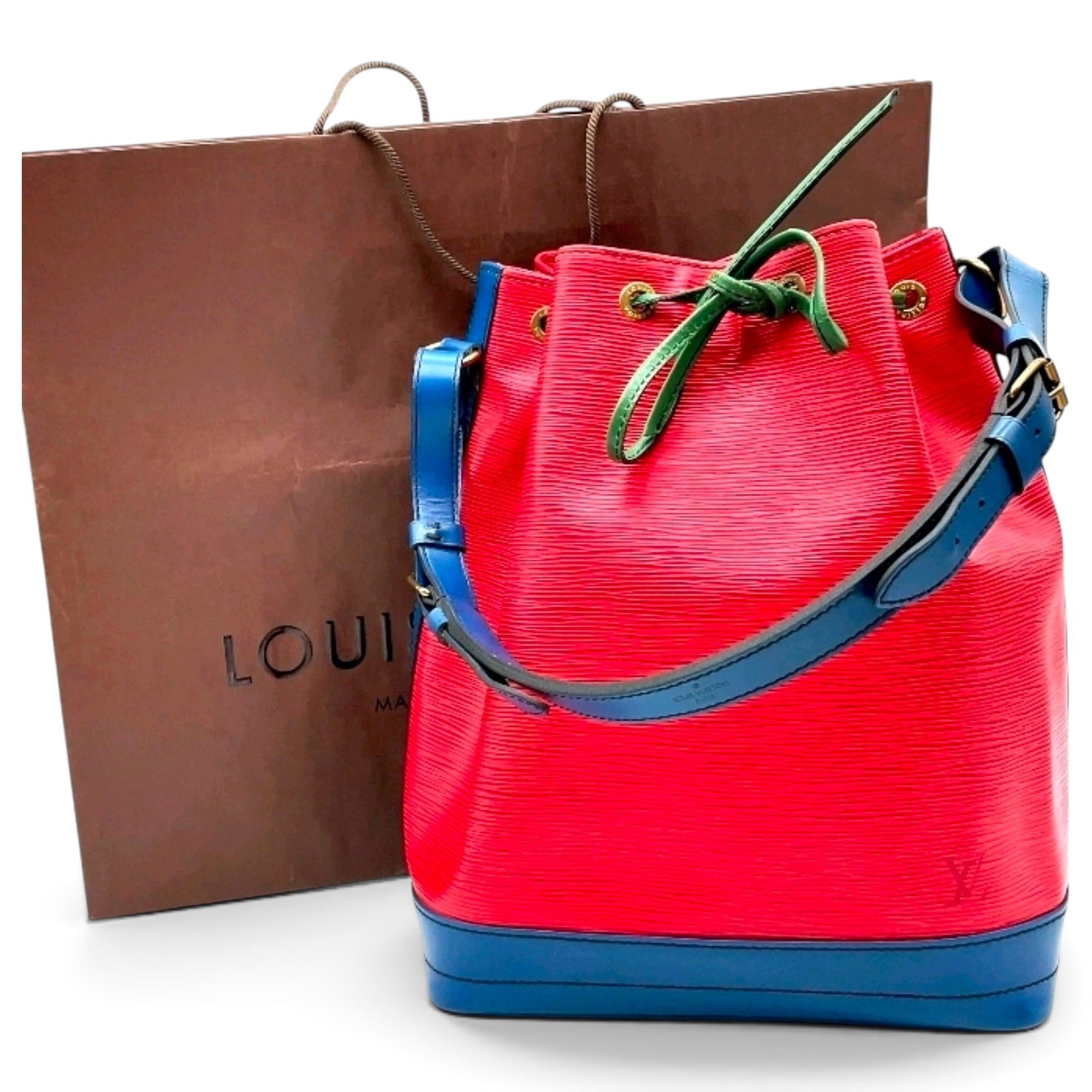 Louis Vuitton Noé leather handbag