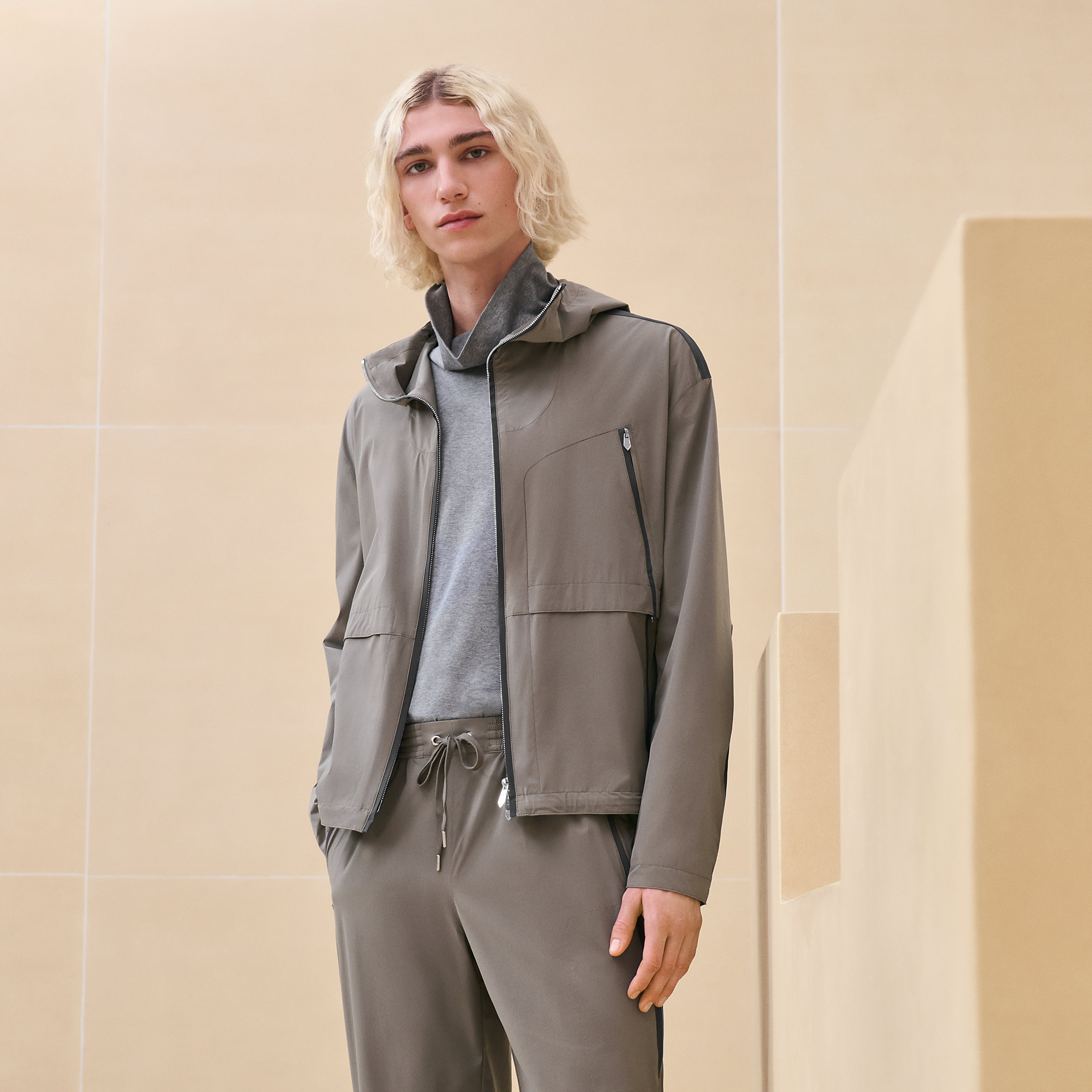 Sport capsule hooded jacket