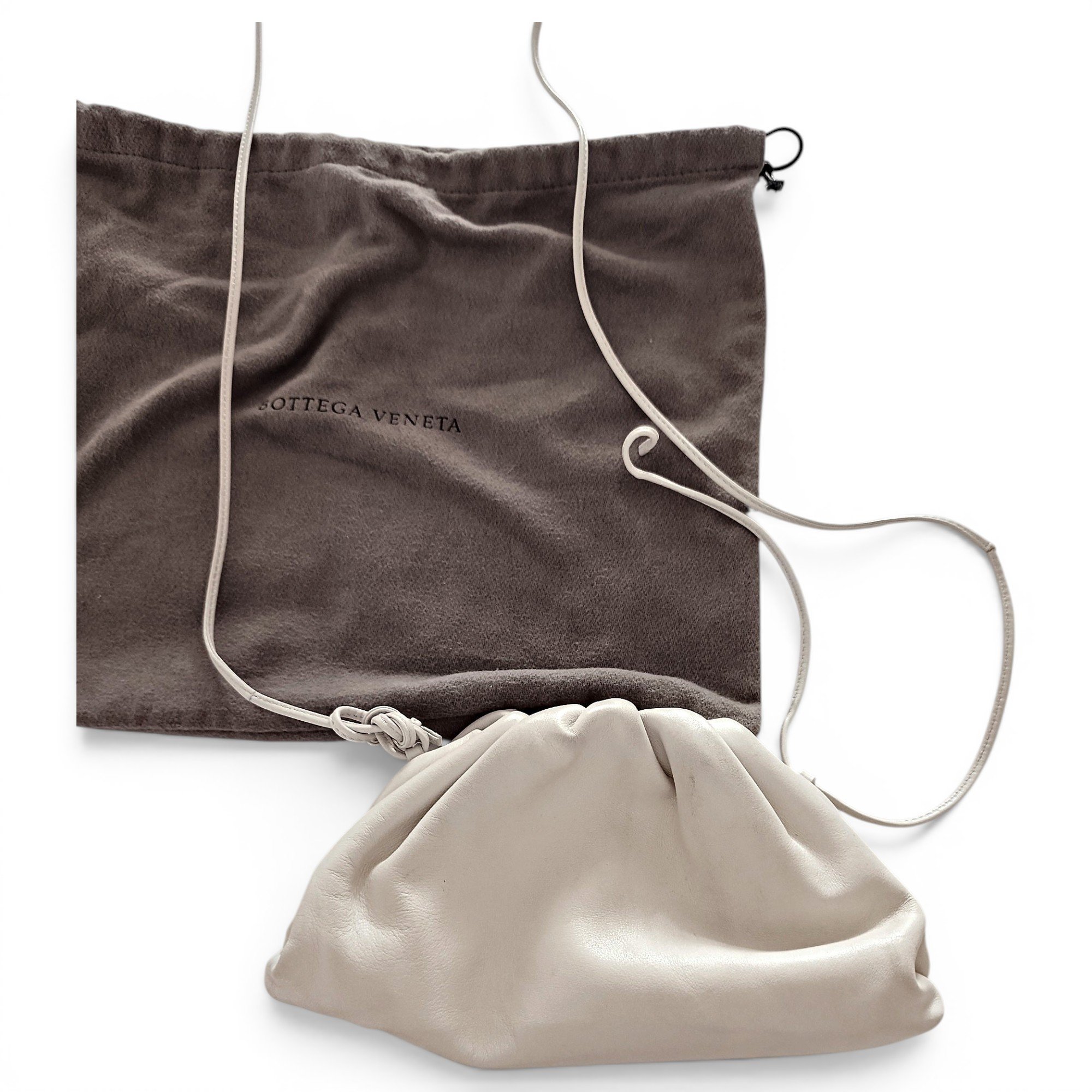 Pouch leather handbag
