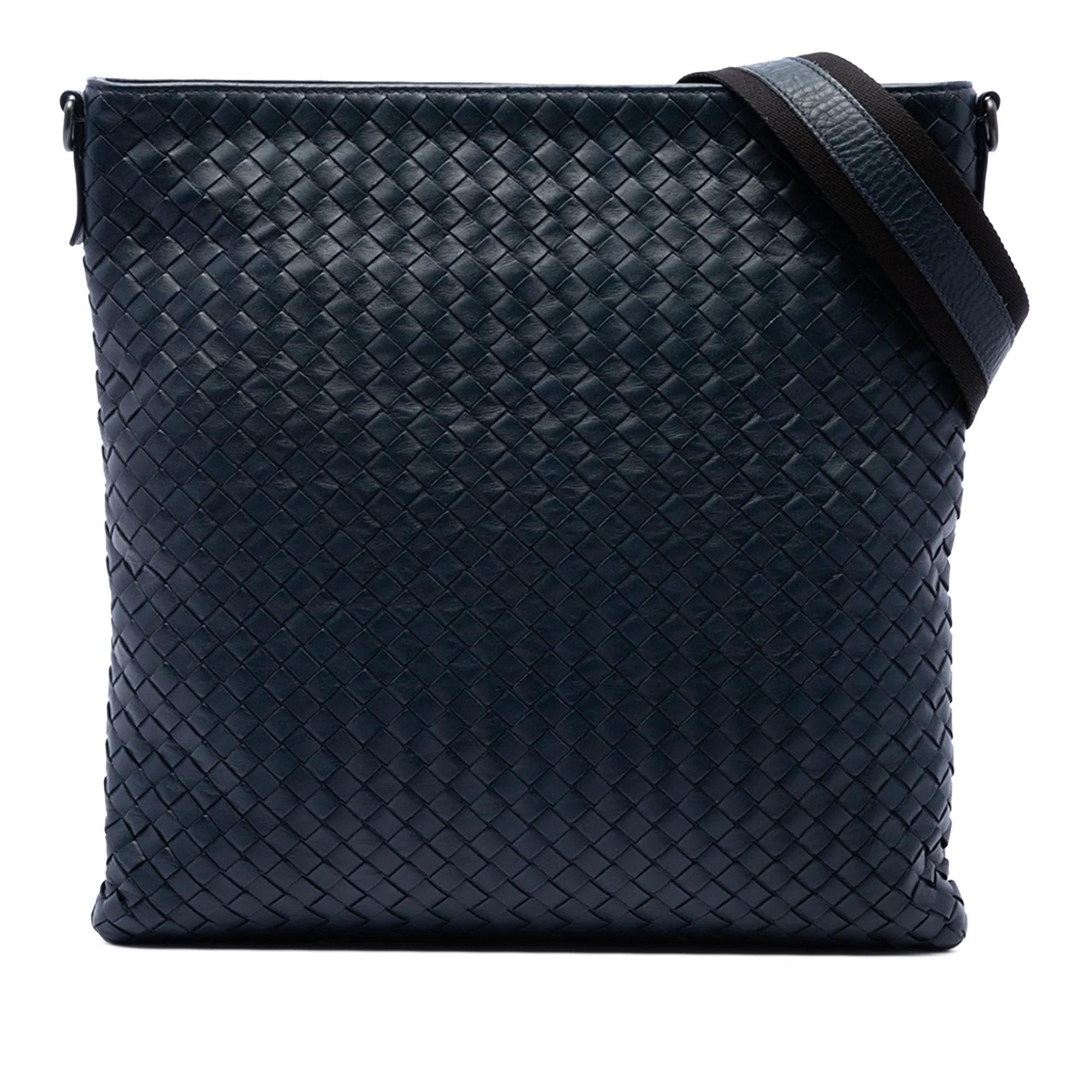Veneta leather handbag