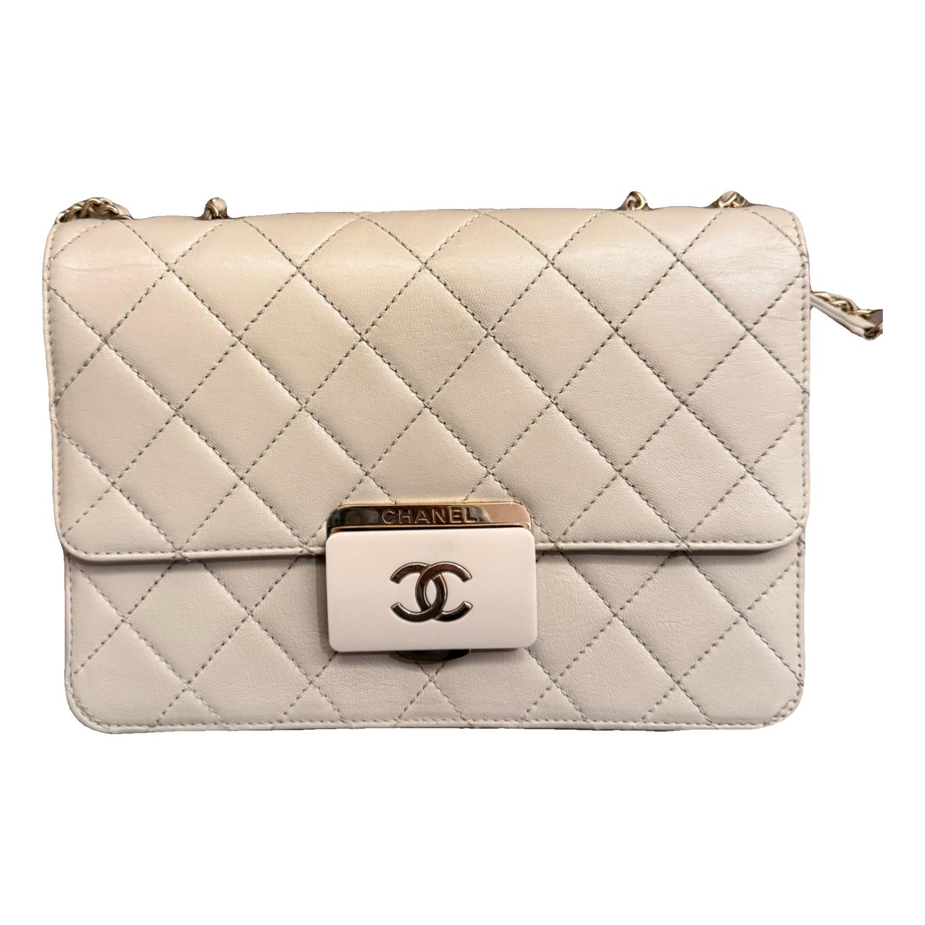 Chic With Me leather crossbody bag