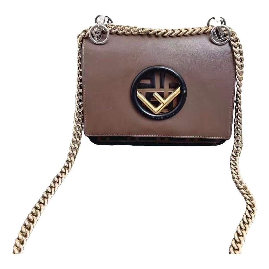 Kan I Logo leather handbag