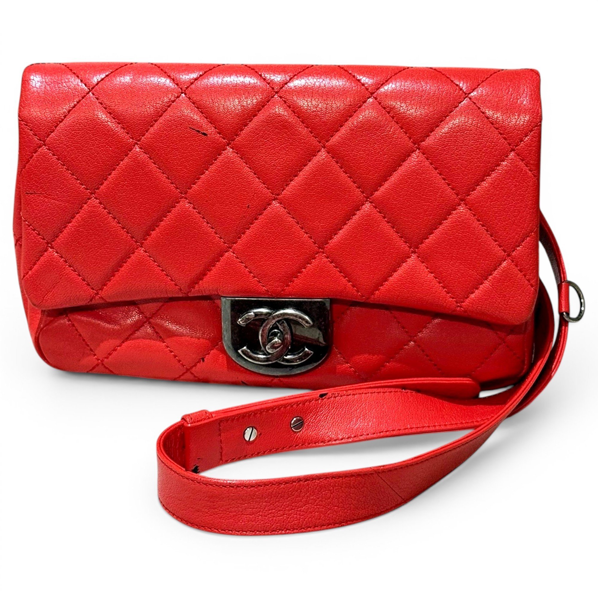 Timeless/Classique leather crossbody bag