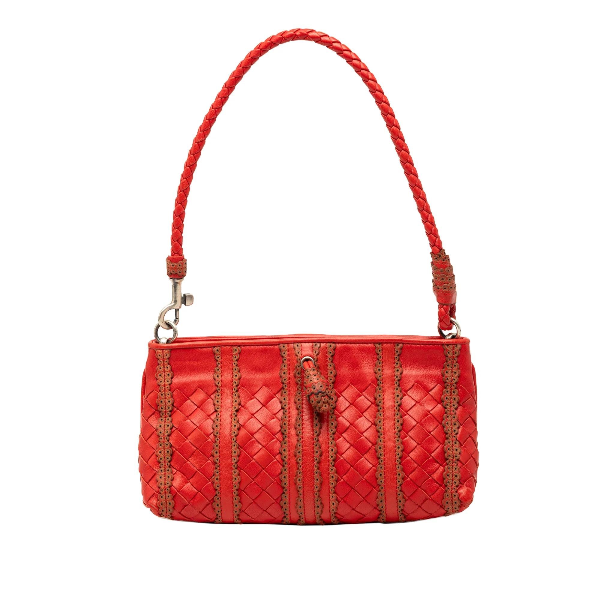 Veneta leather handbag