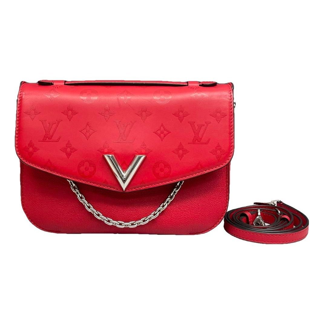 Very leather handbag