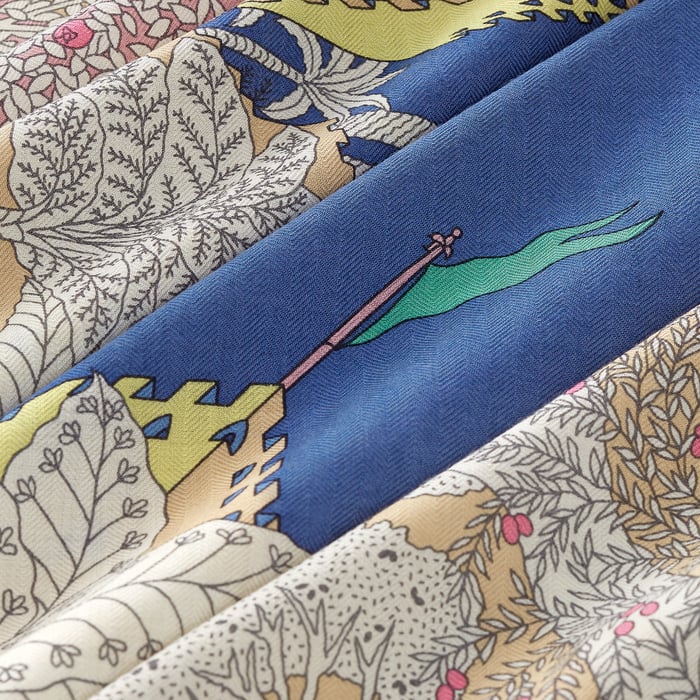 Le Palais Des Quatre Vents Shawl 140