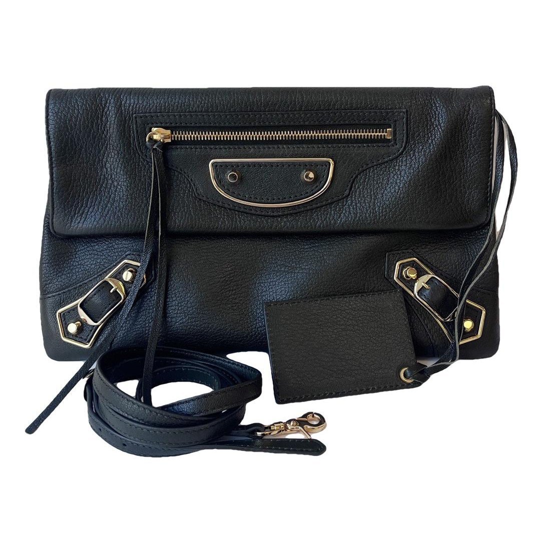 Envelop leather handbag