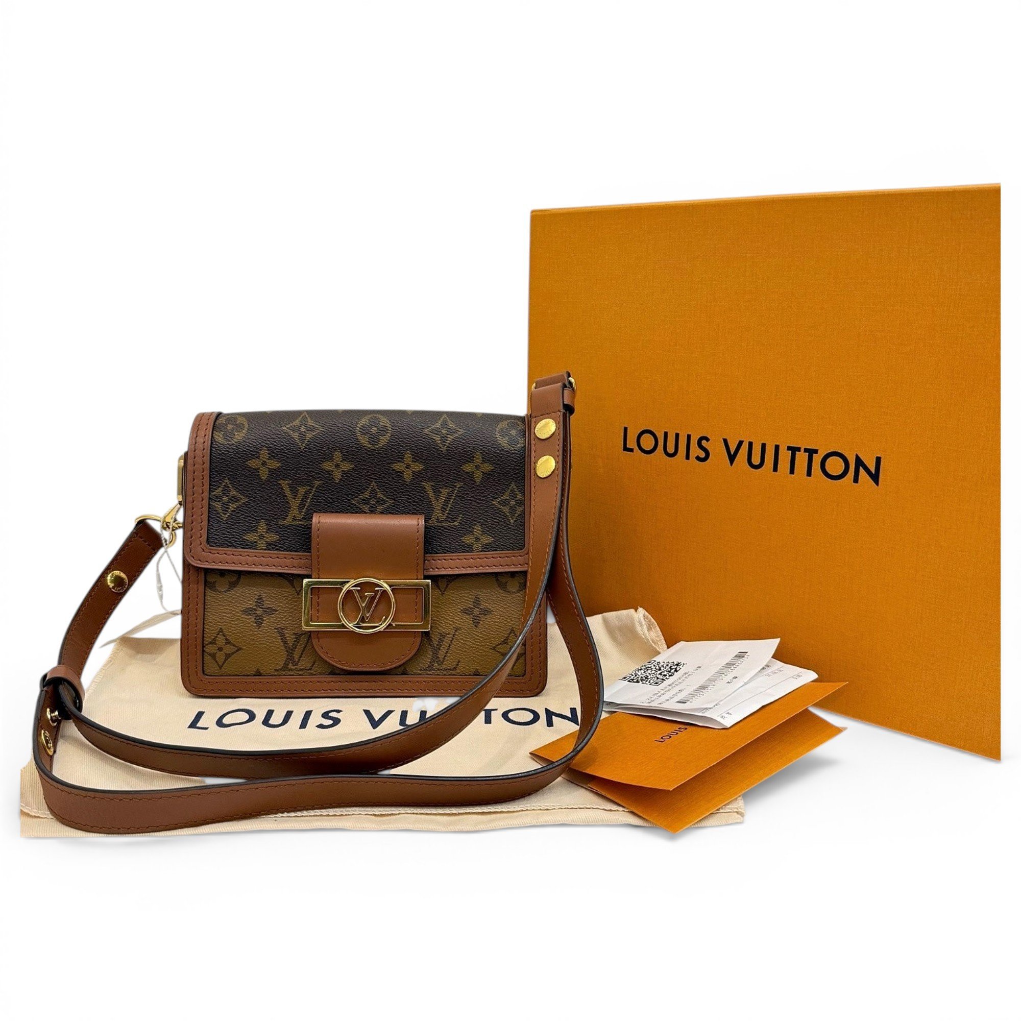 Dauphine leather crossbody bag