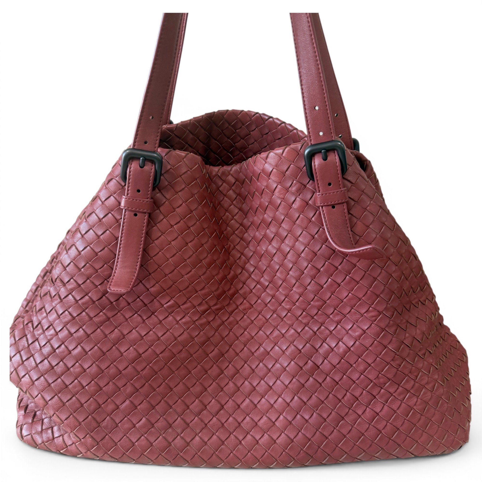 Leather handbag