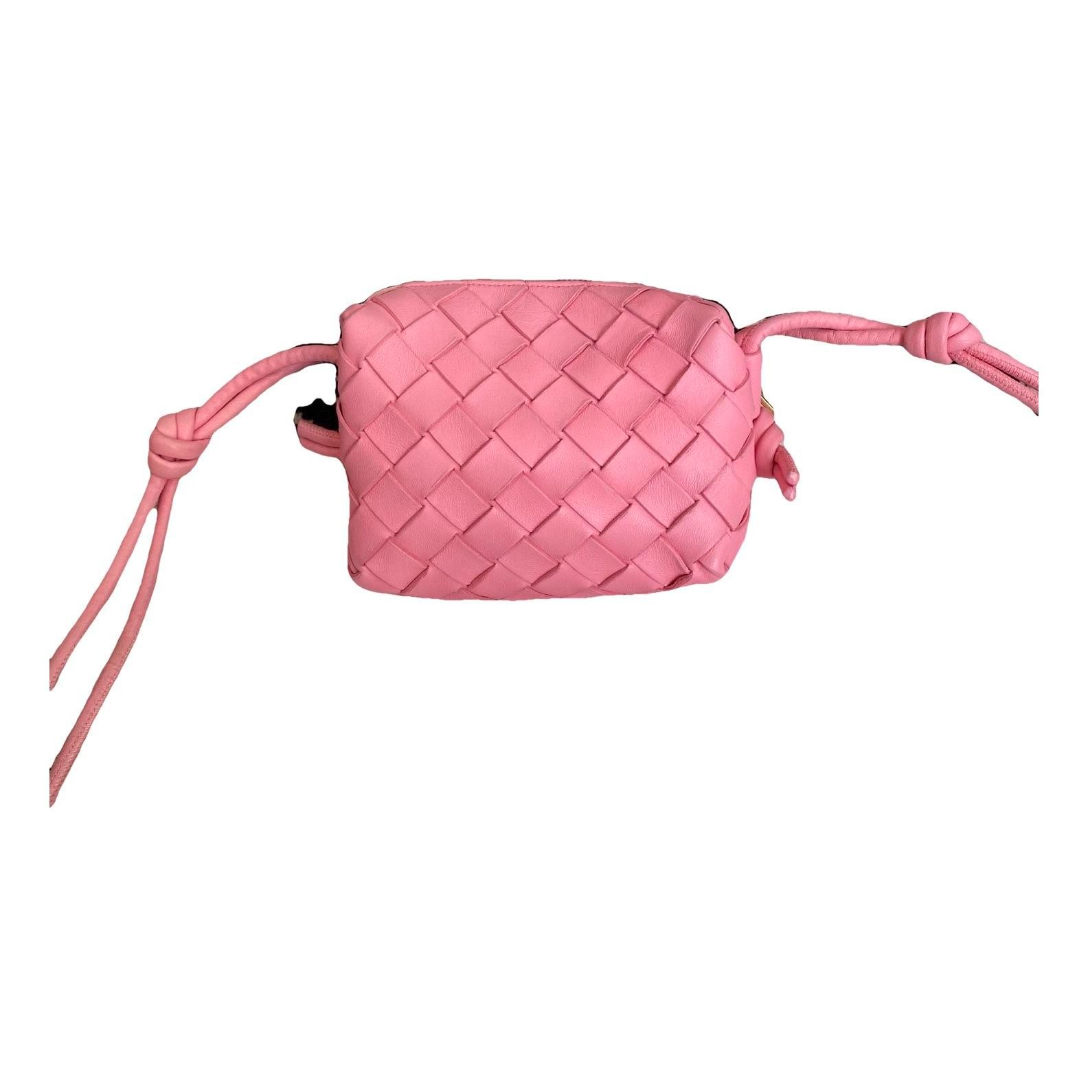 Loop leather handbag