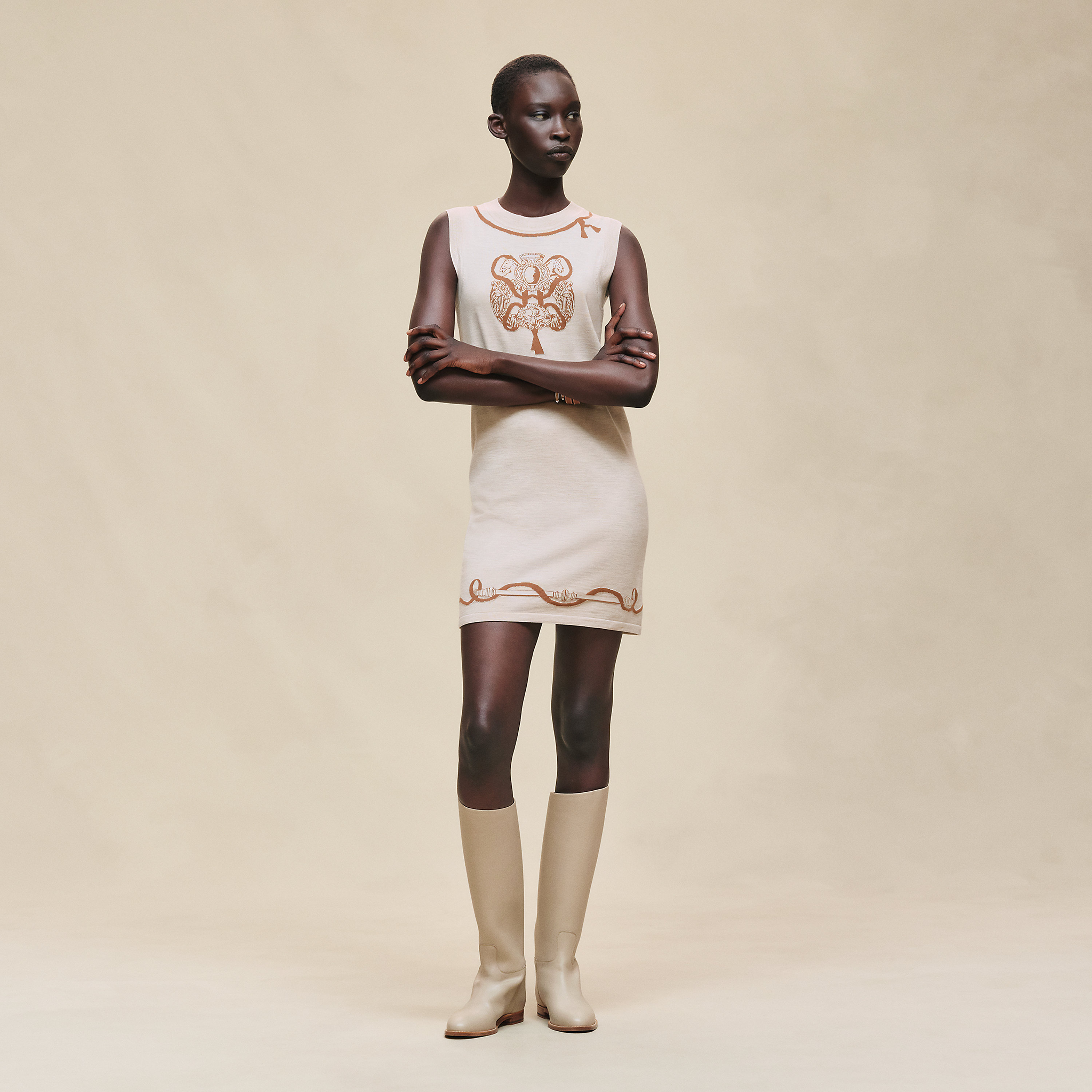 Sleeveless tunic dress