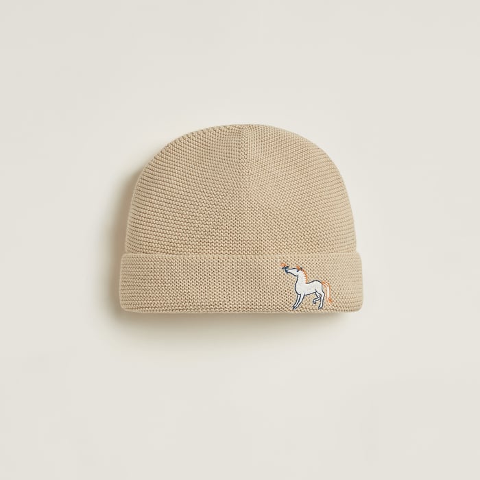 Biscuit Cabriole Hat