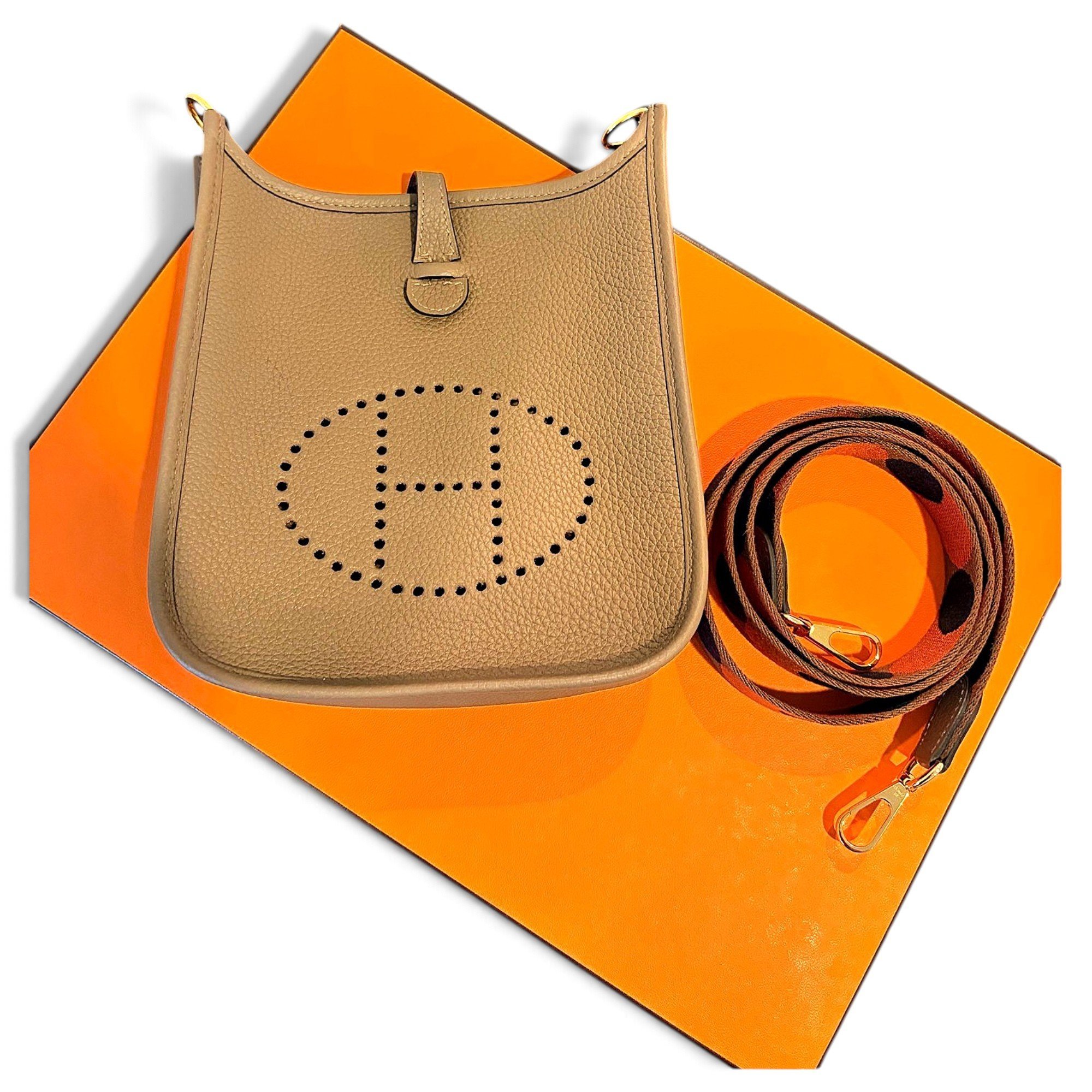 Evelyne leather crossbody bag
