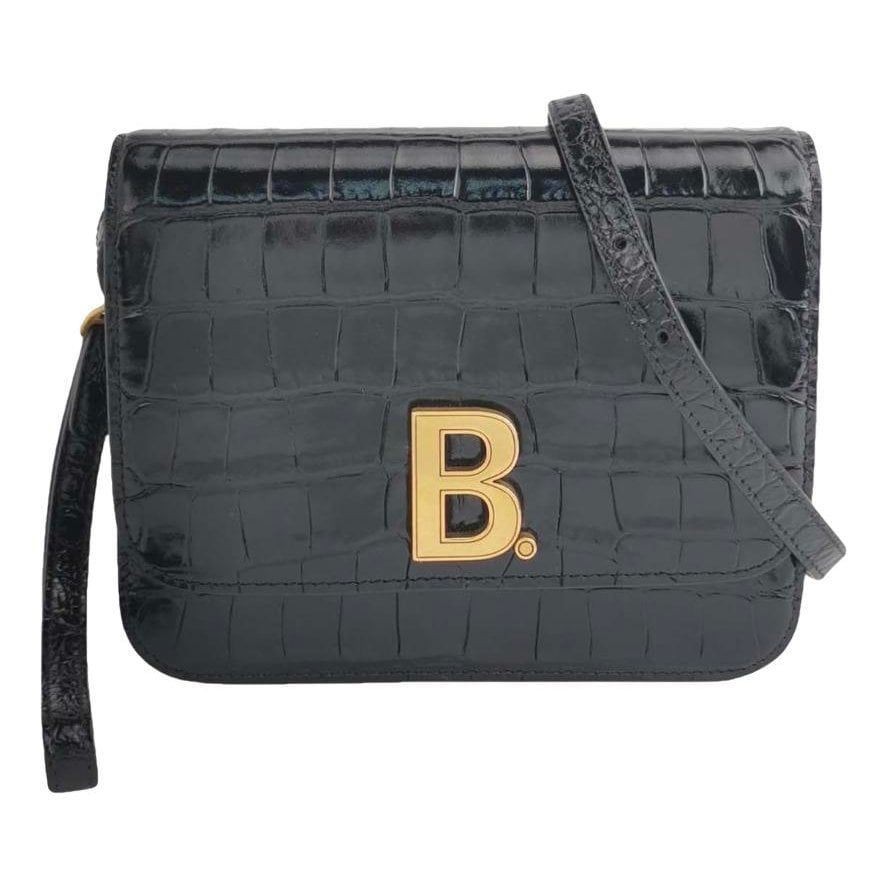 B leather handbag