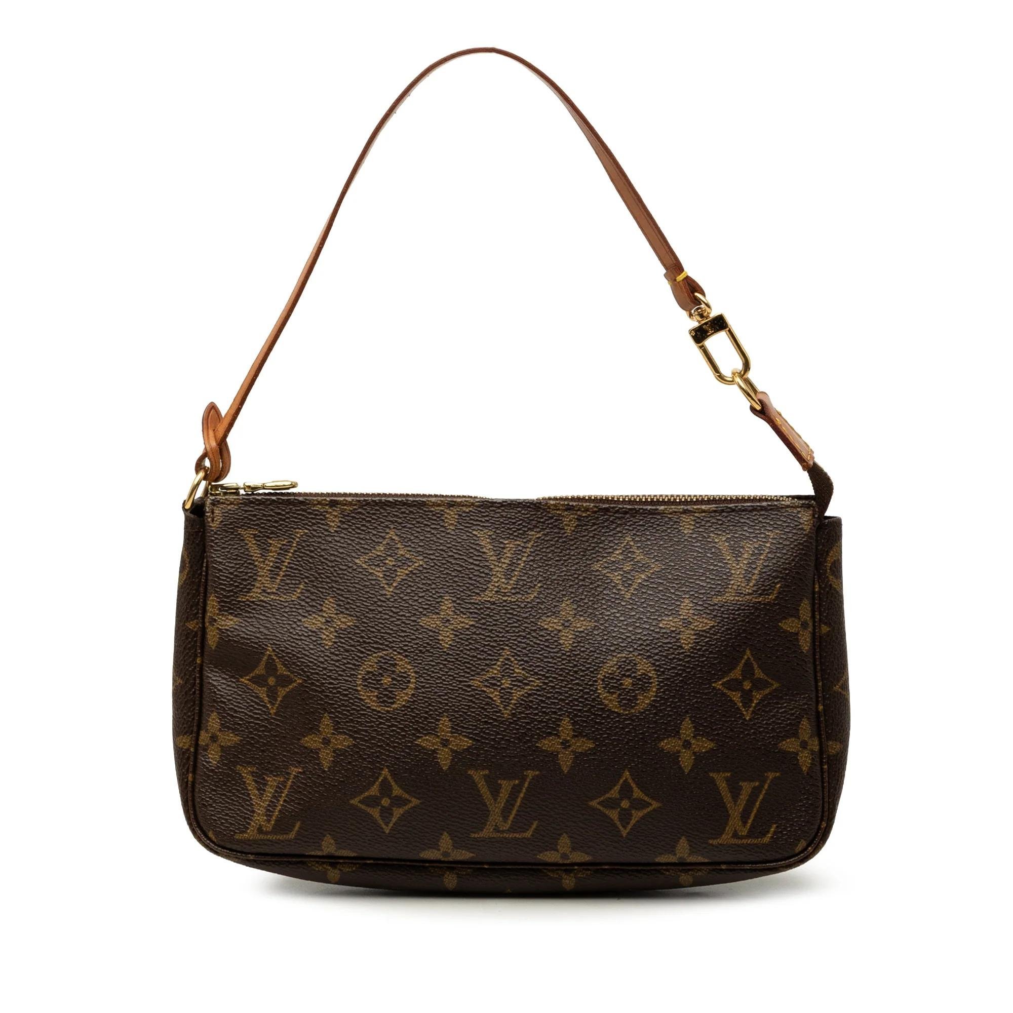 Pochette Accessoire leather handbag