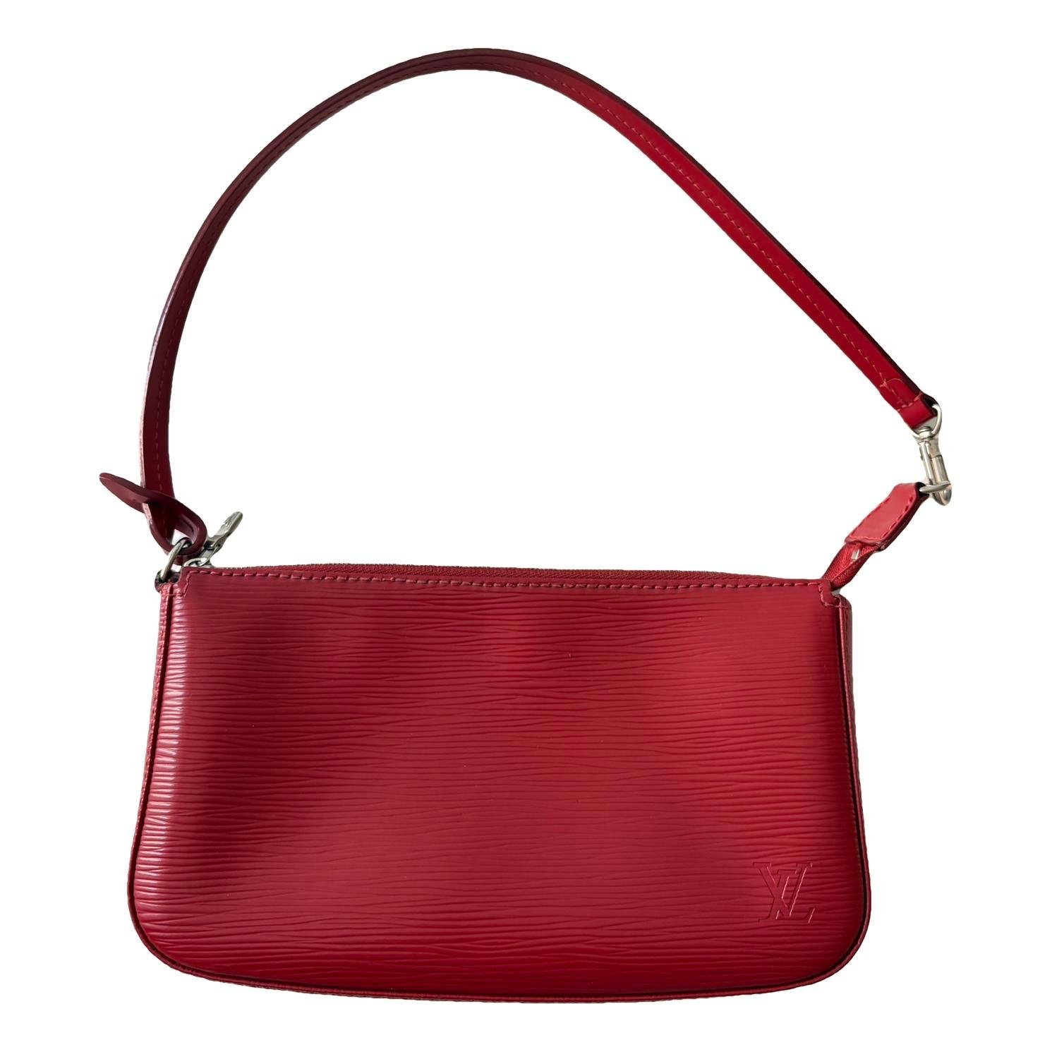 Pochette Accessoire leather handbag