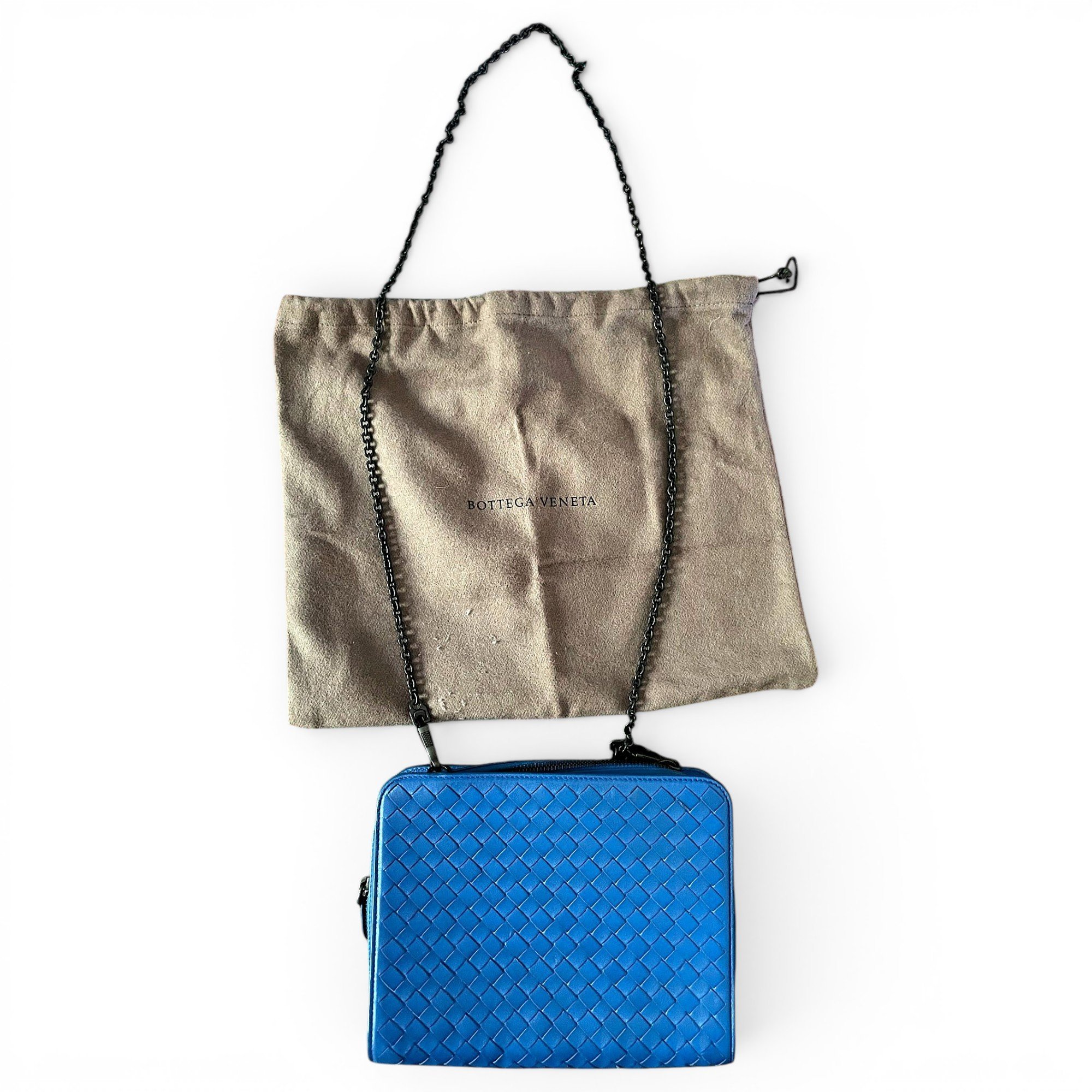 Clip leather handbag