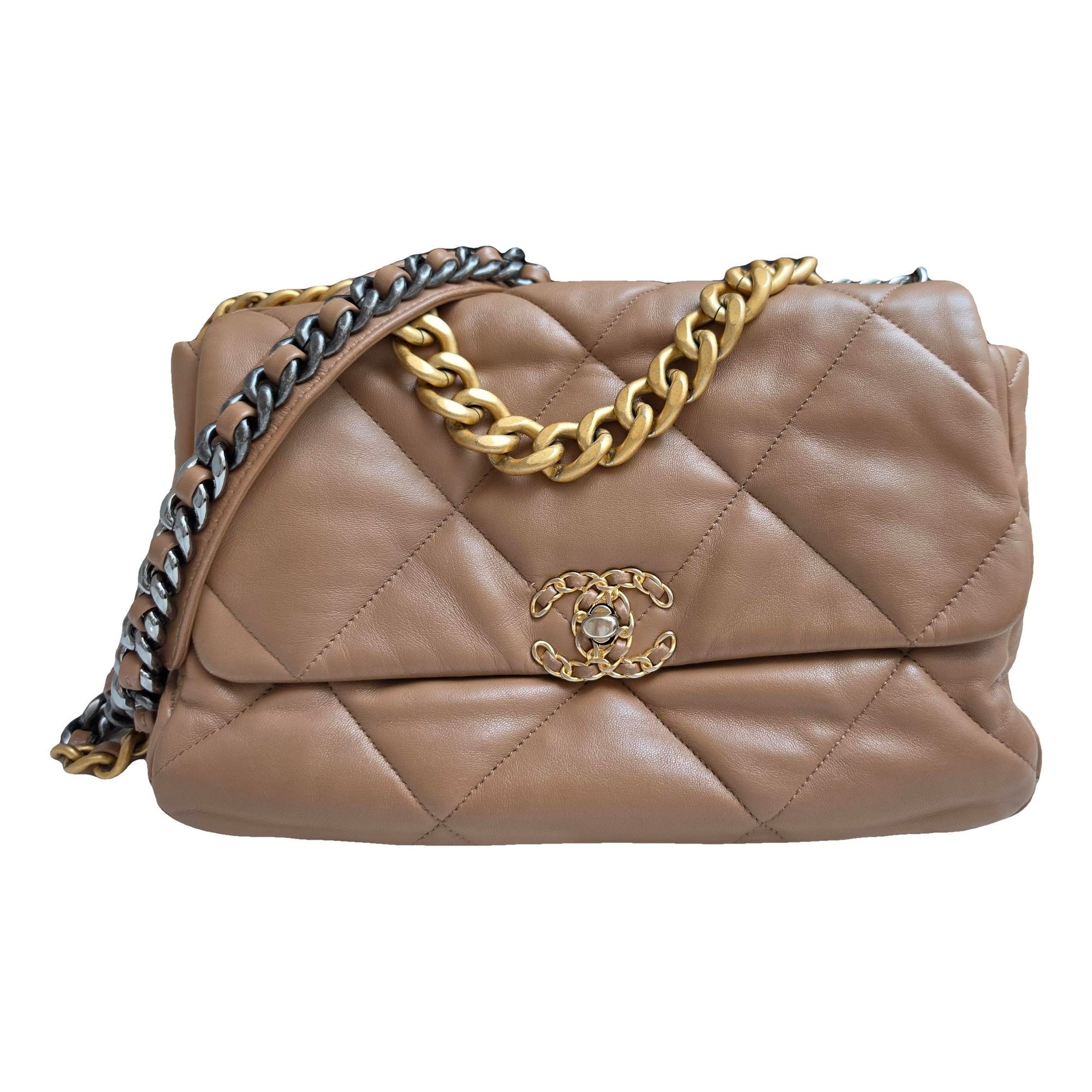 Chanel 19 leather handbag
