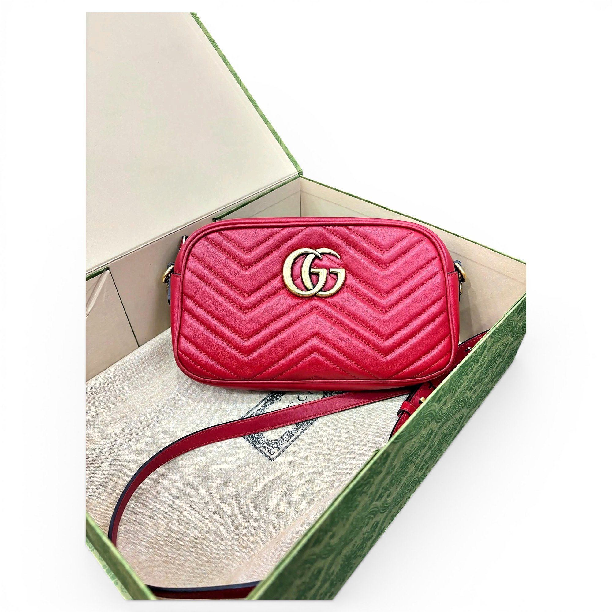 GG Marmont leather handbag