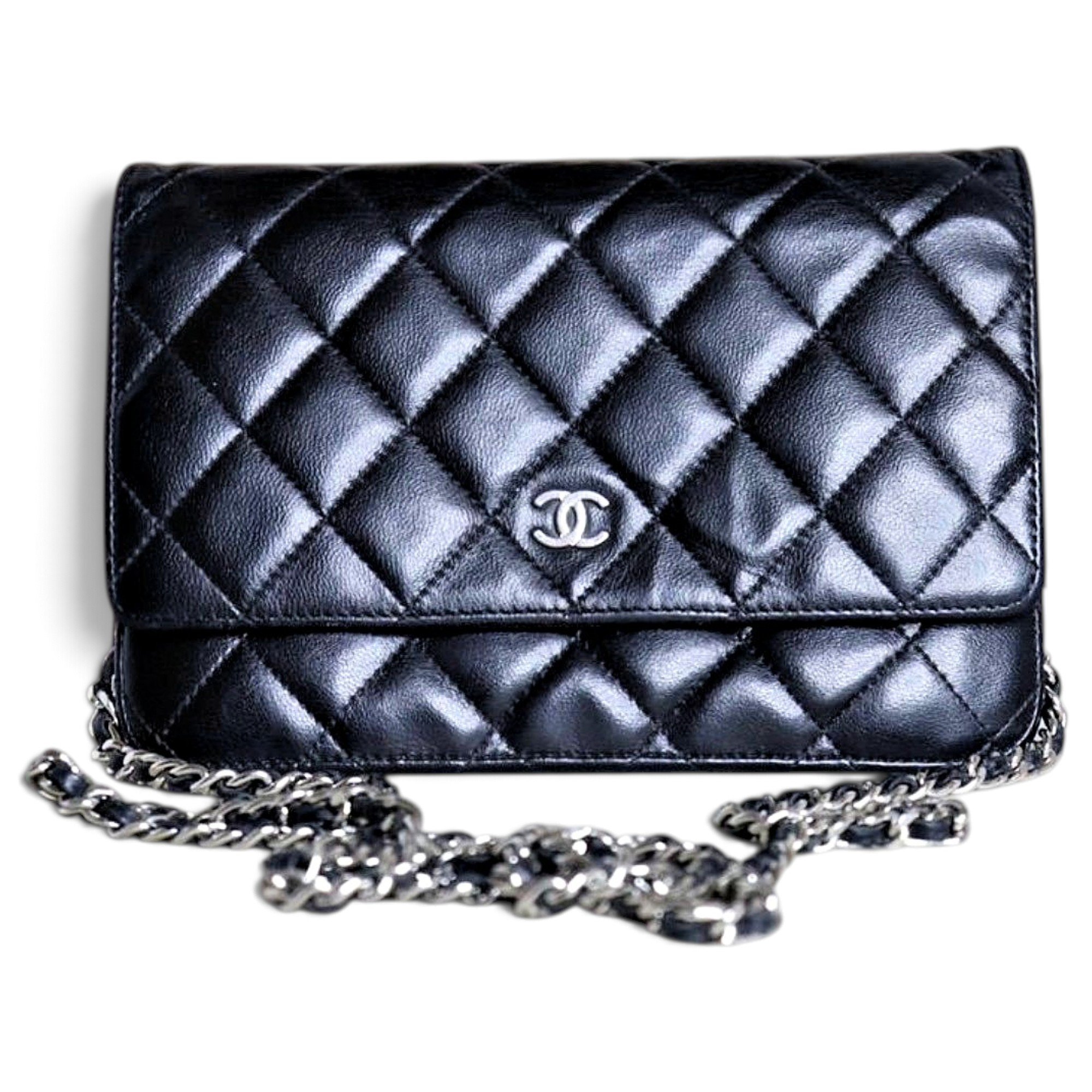 Wallet On Chain Timeless/Classique leather crossbody bag