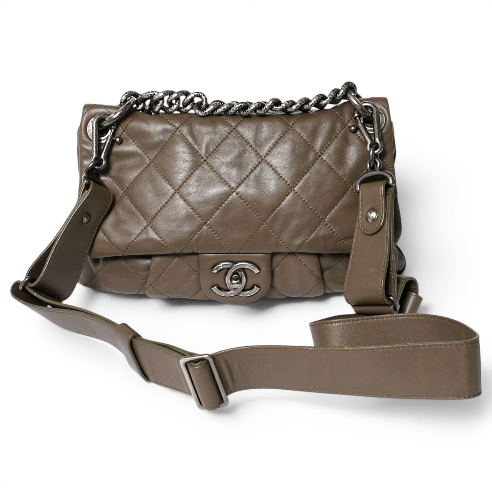 Leather handbag